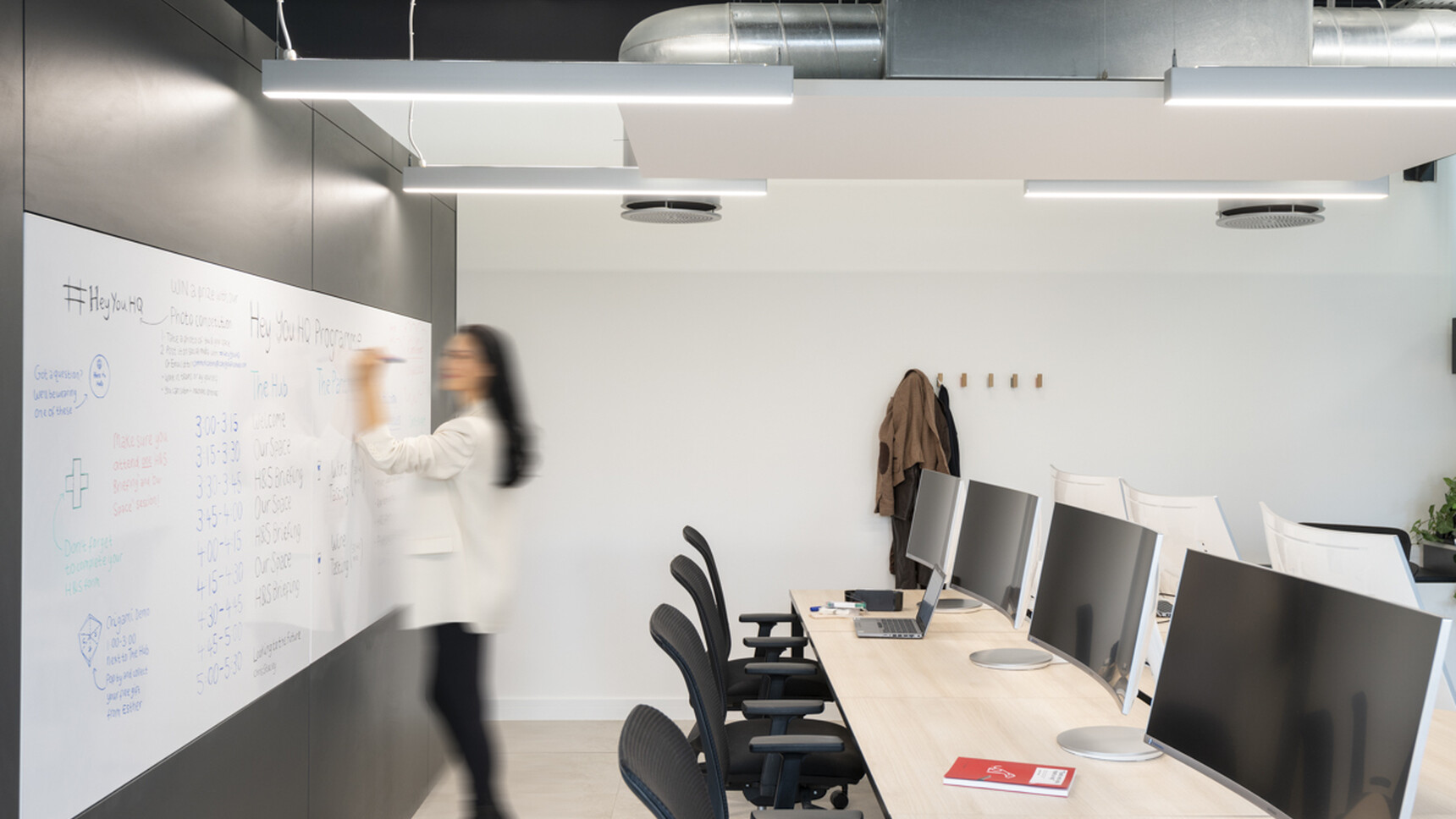 CATS Hunts Office Marek Sikora Photography SMALL 5