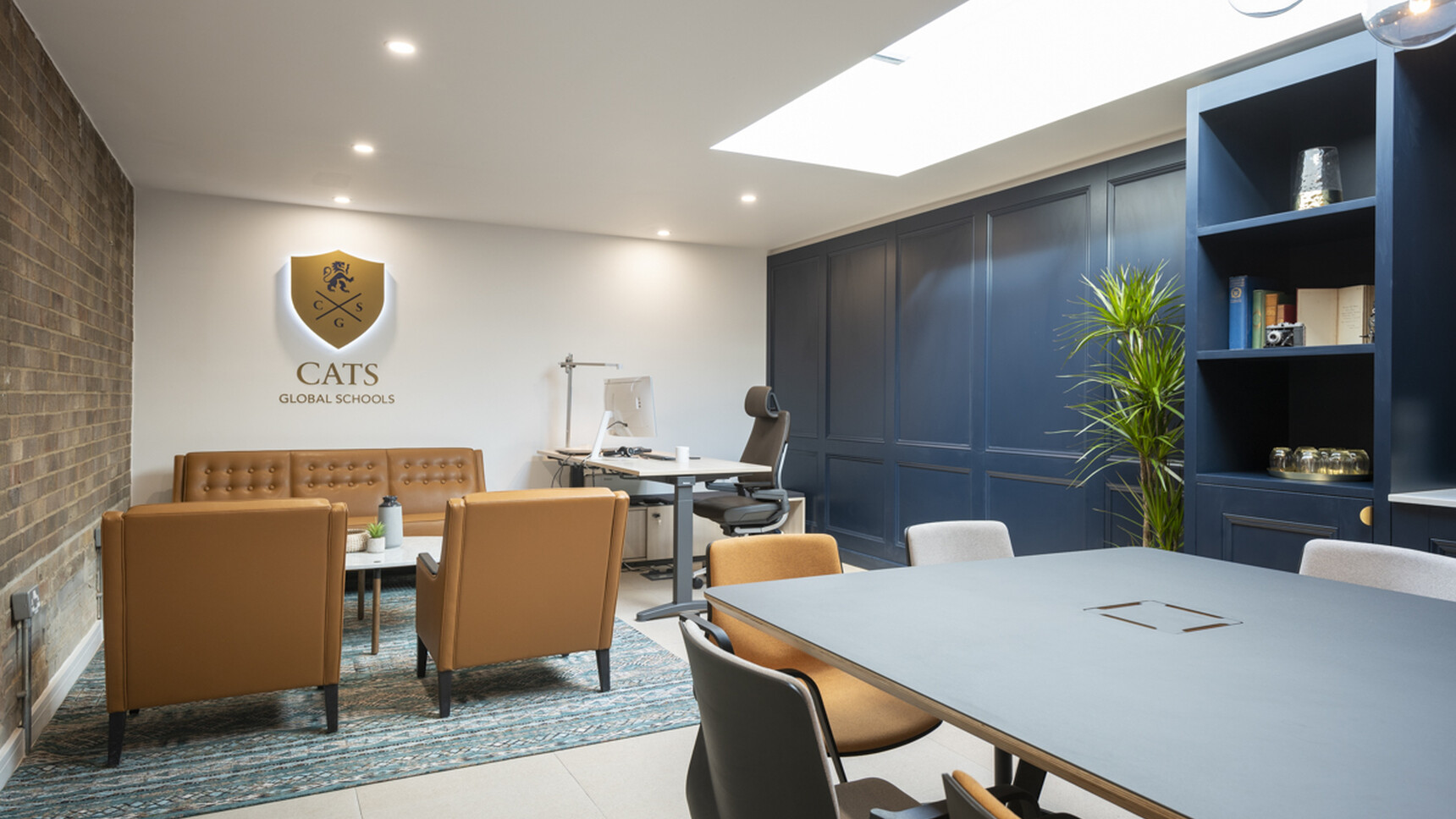 CATS Hunts Office Marek Sikora Photography SMALL 11