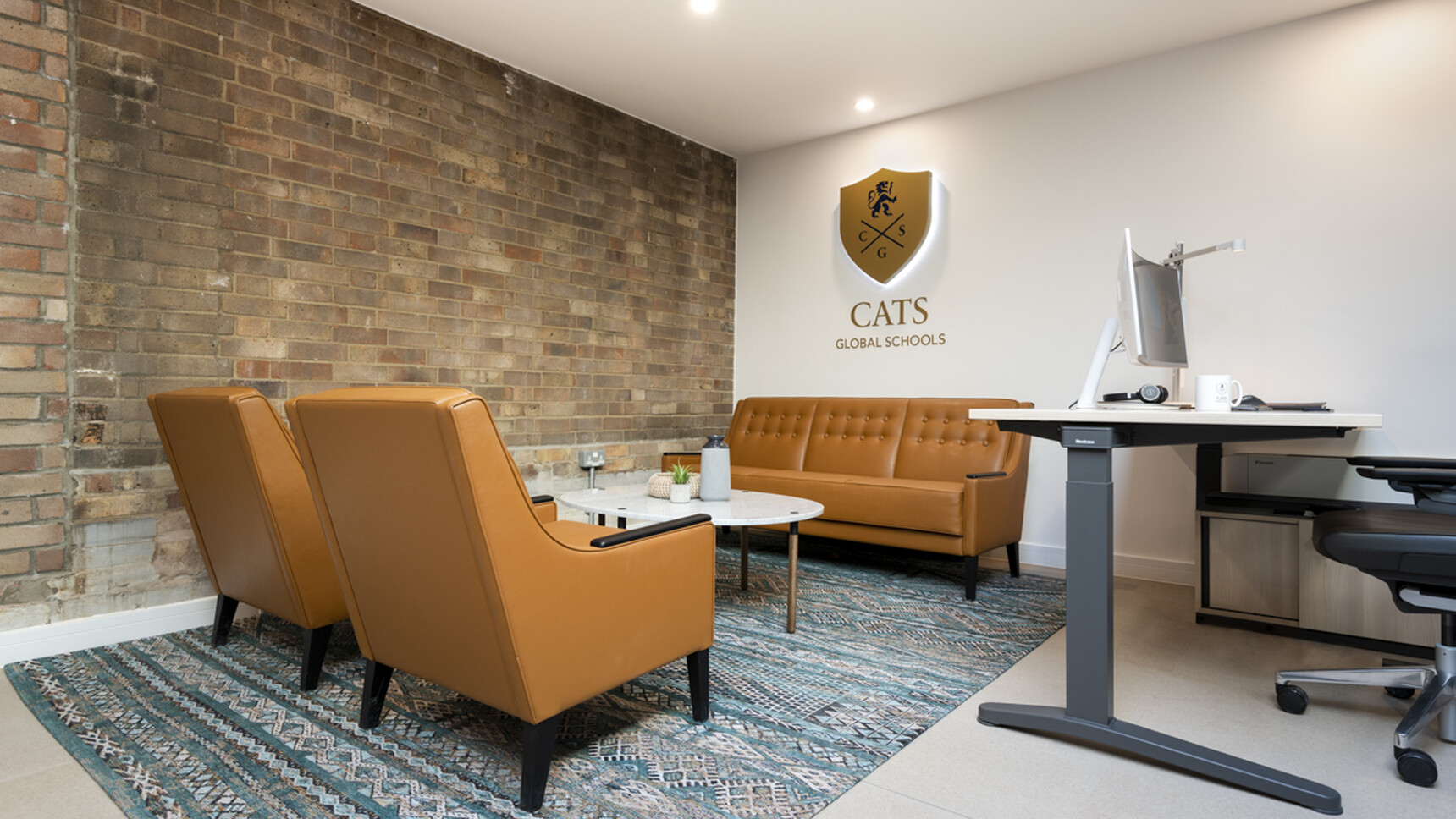 CATS Hunts Office Marek Sikora Photography SMALL 13