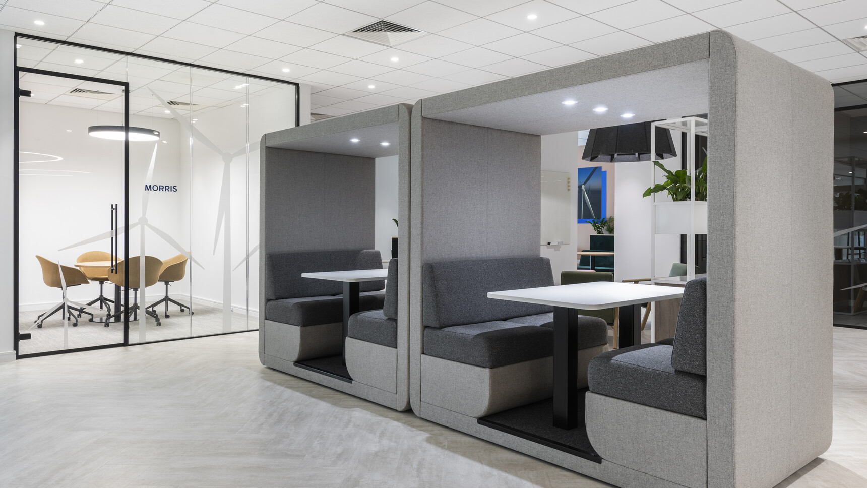 Hunts Office RWE Office Curator LARGE 3