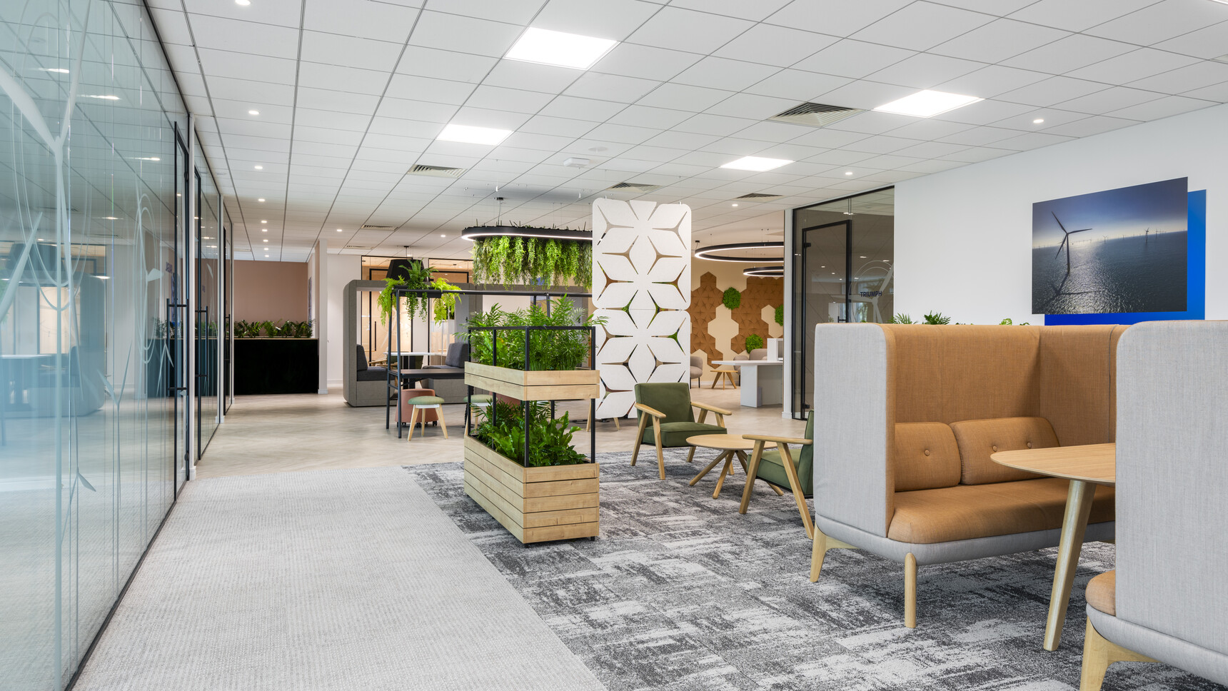 Hunts Office RWE Office Curator LARGE 5