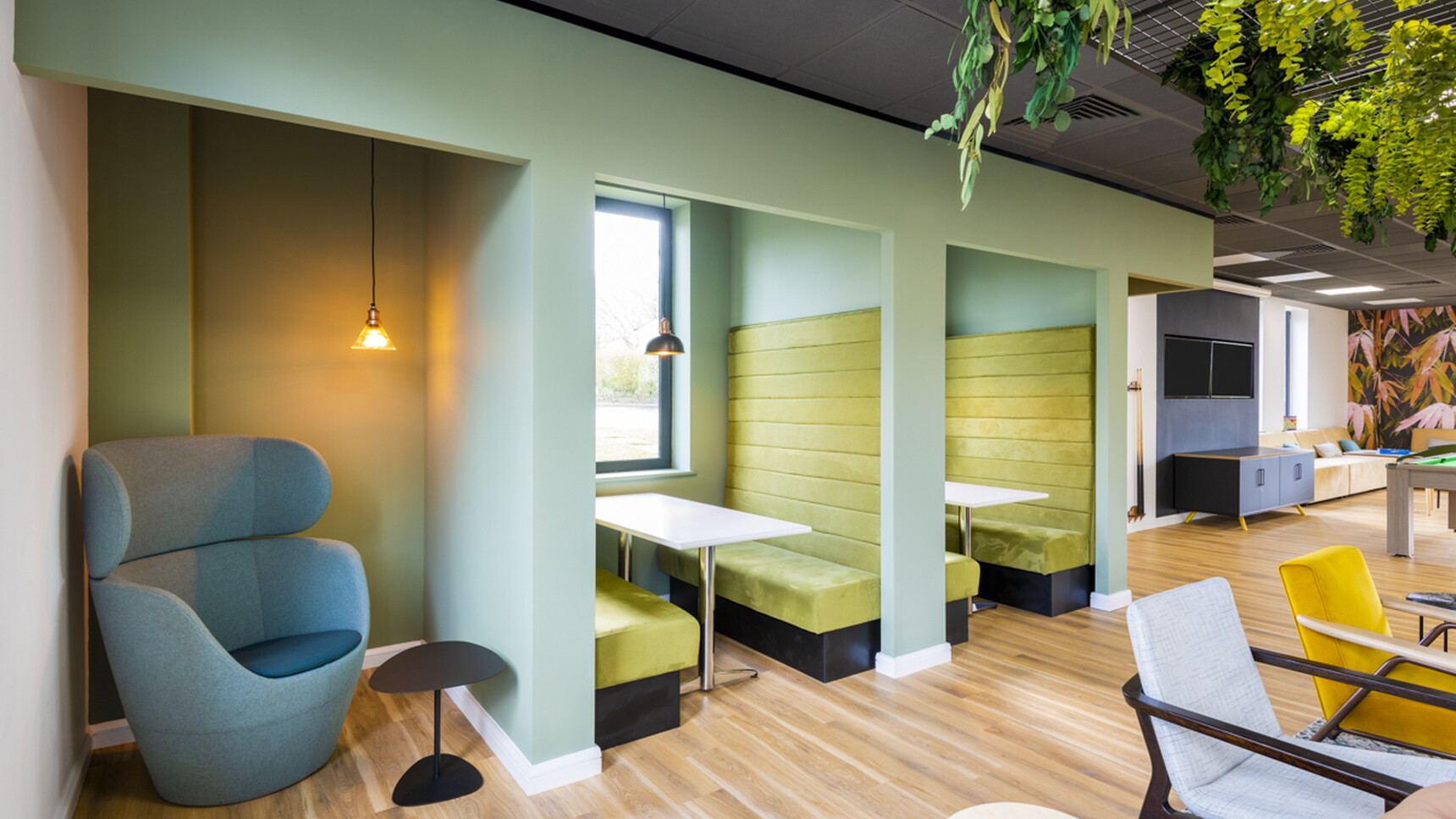 Hunts Office Siemens Office Curator SMALL 7