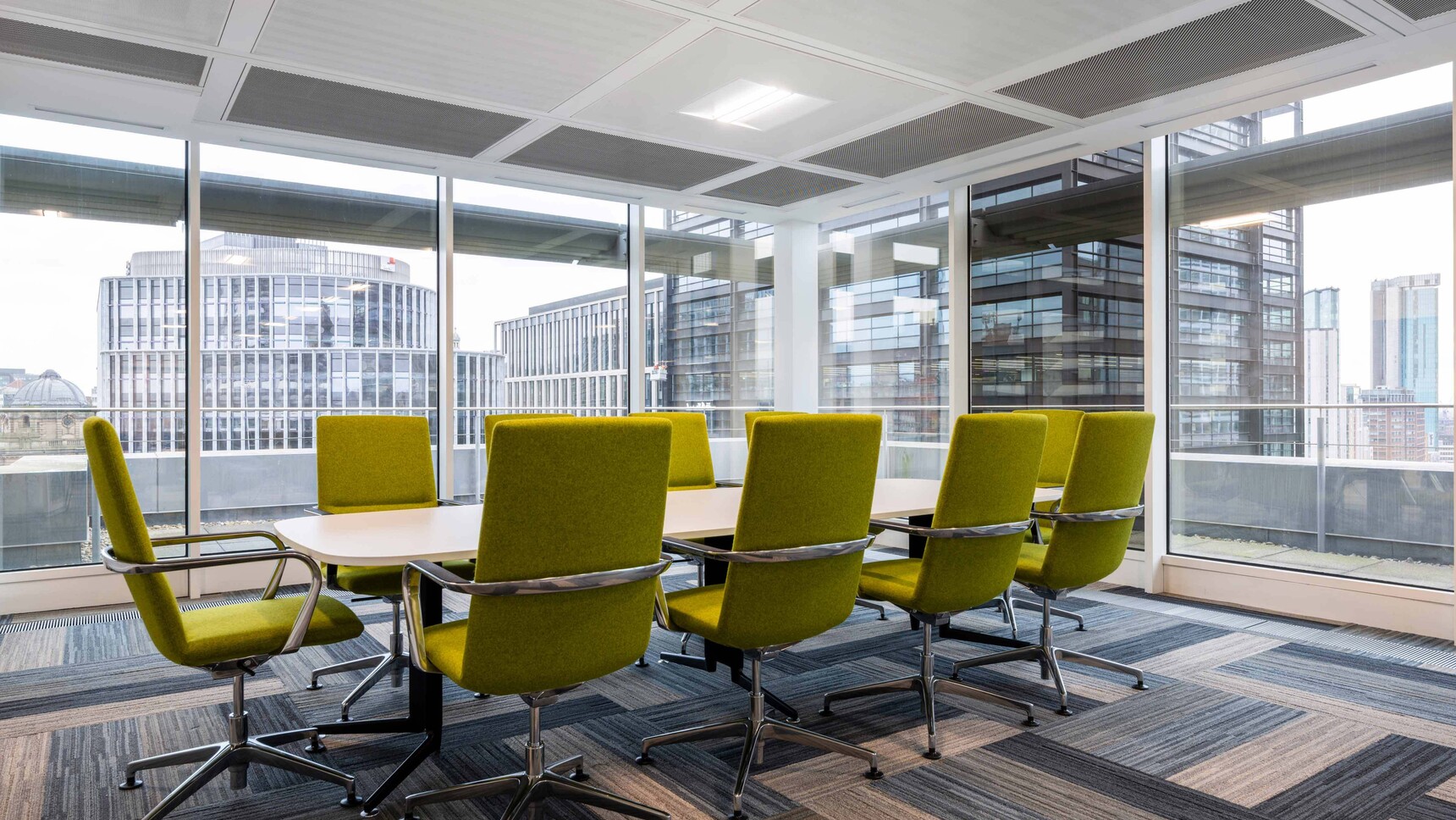 Hunts Office UCB2 Office Curtor LARGE 1