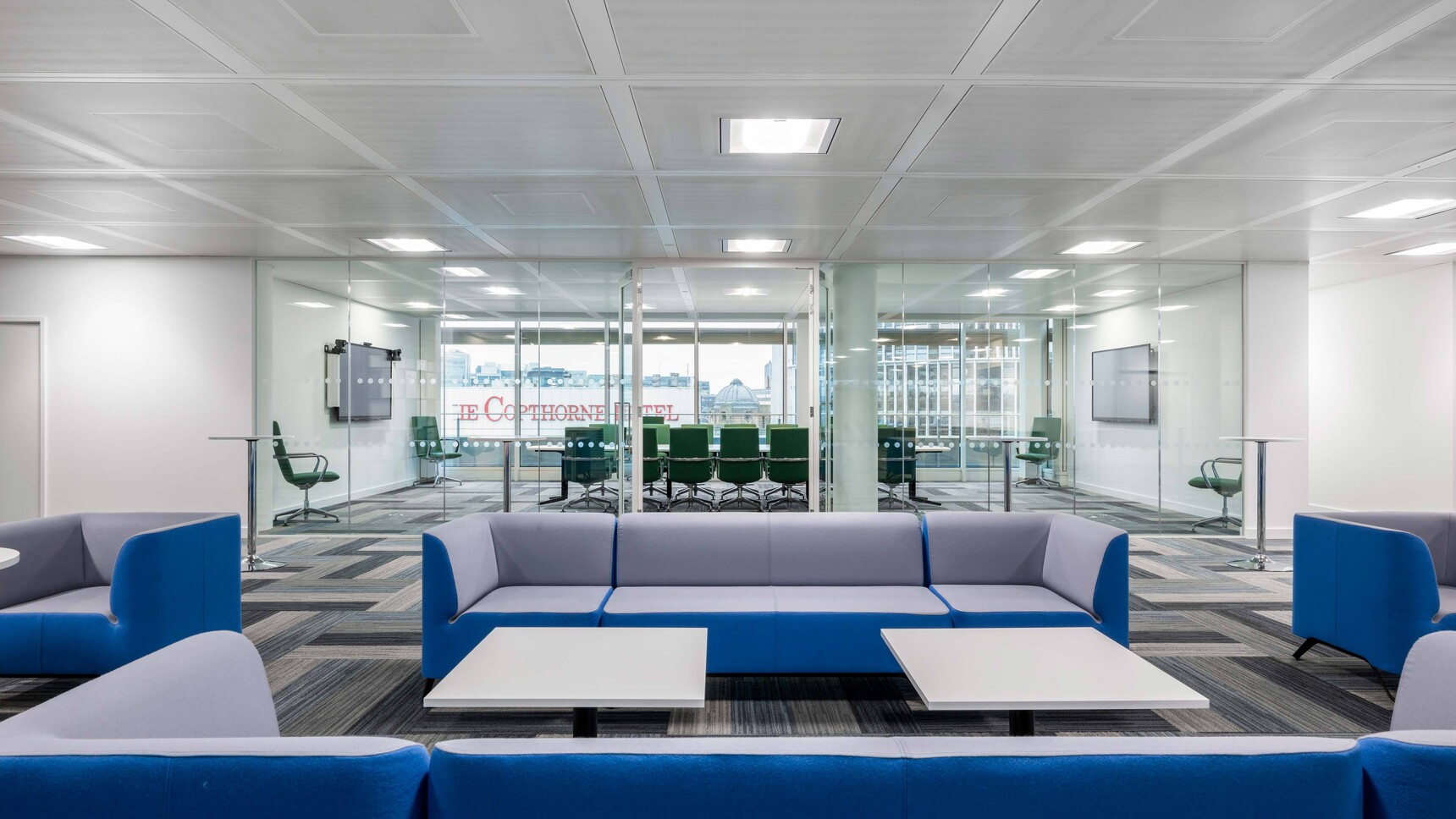 Hunts Office UCB2 Office Curtor LARGE 8