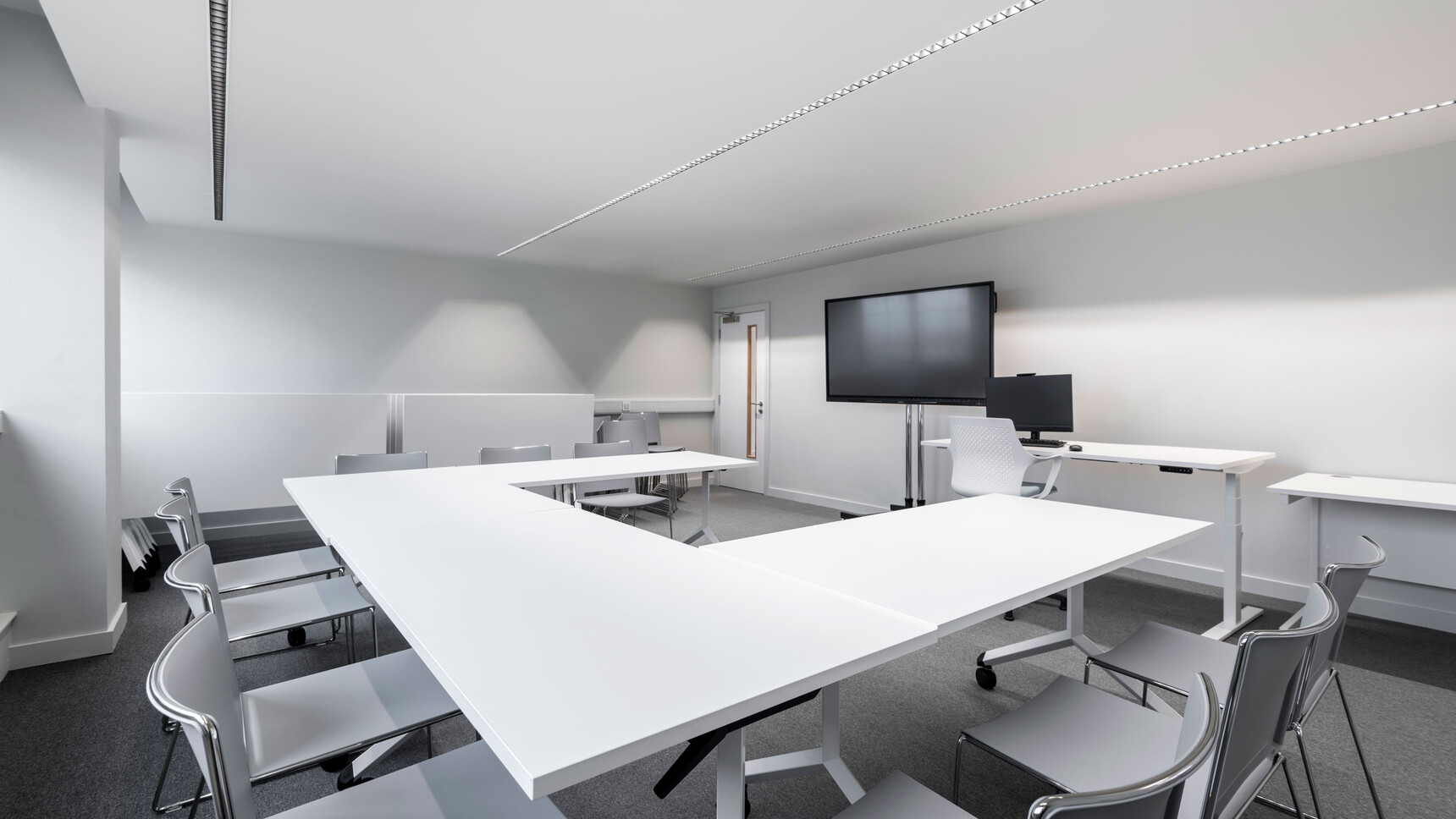 Hunts Office Link Building Office Curator LARGE 7