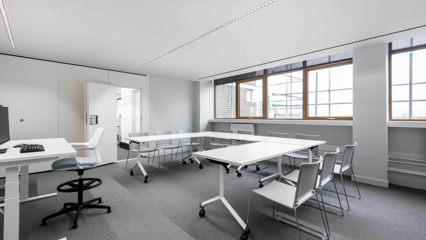 Hunts Office Link Building Office Curator LARGE 8