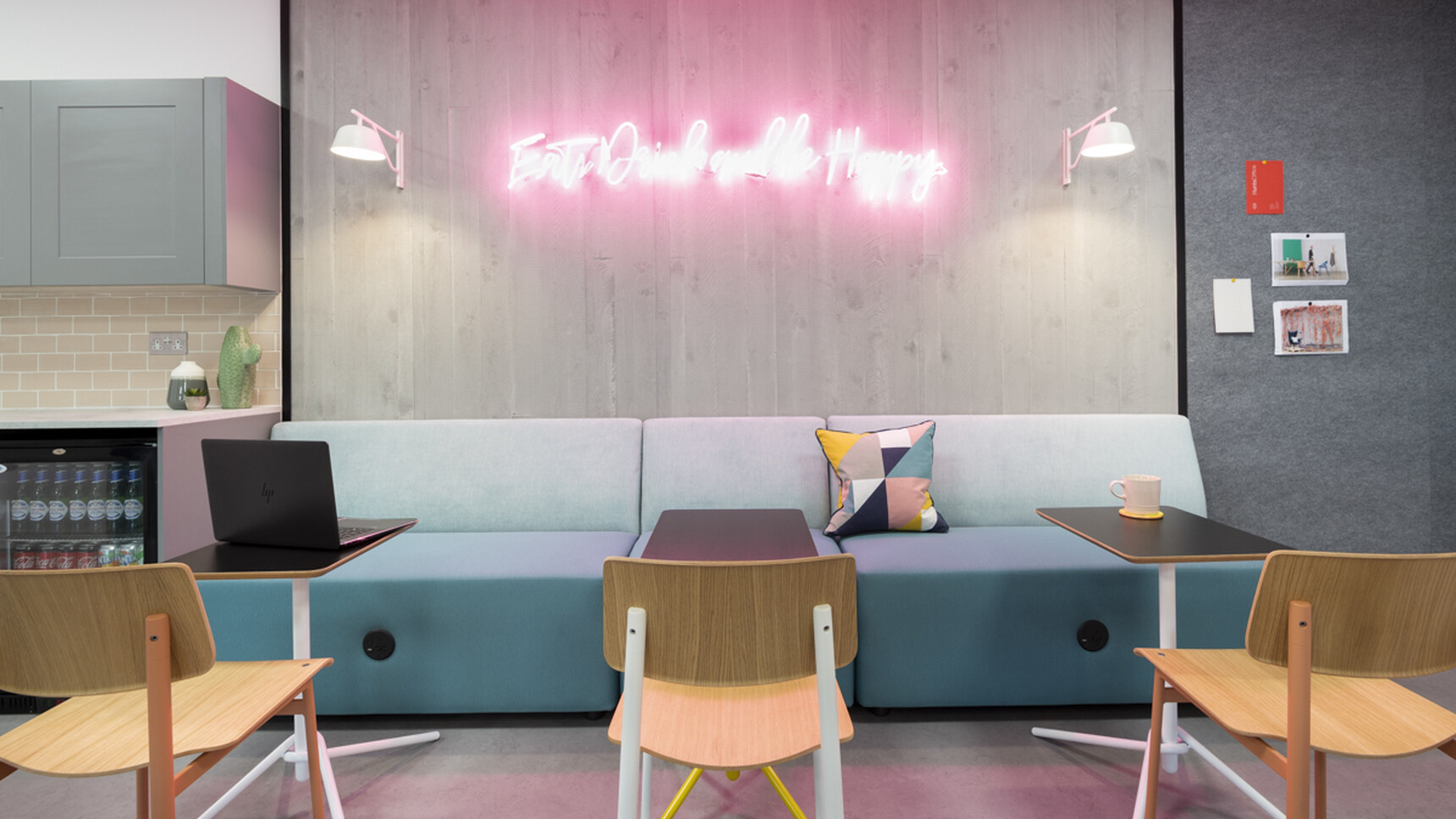 Wireless Logic Hunts Office Marek Sikora Photography Small 8614