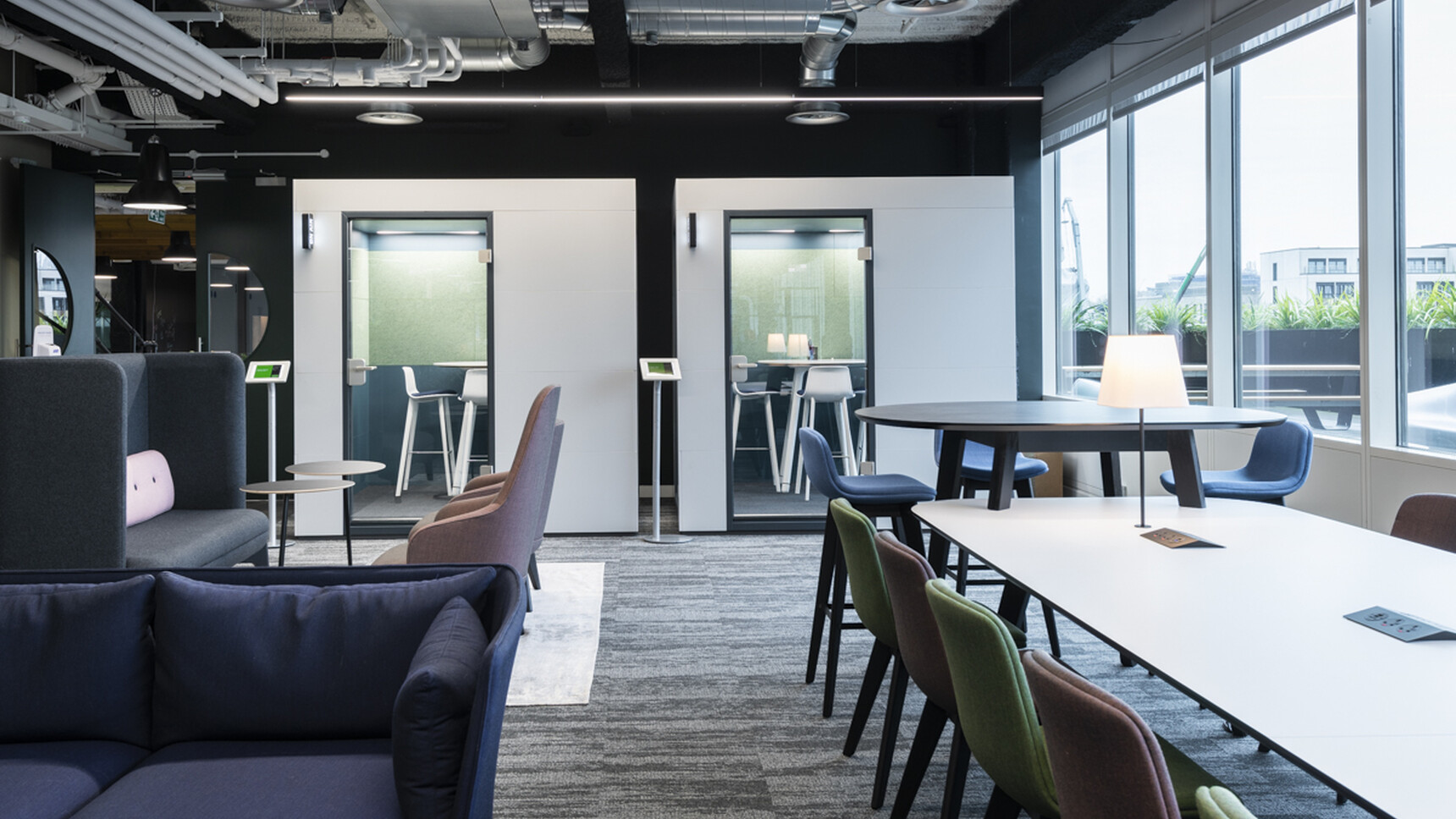 Yelp Hunts Office Marek Sikora Photography SMALL 2