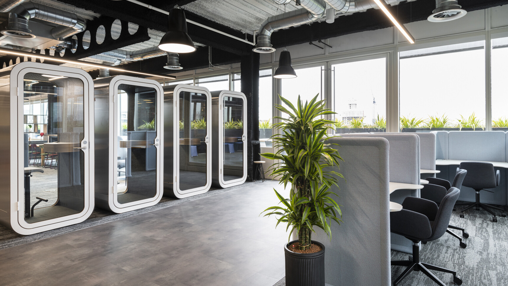 Yelp Hunts Office Marek Sikora Photography SMALL 7