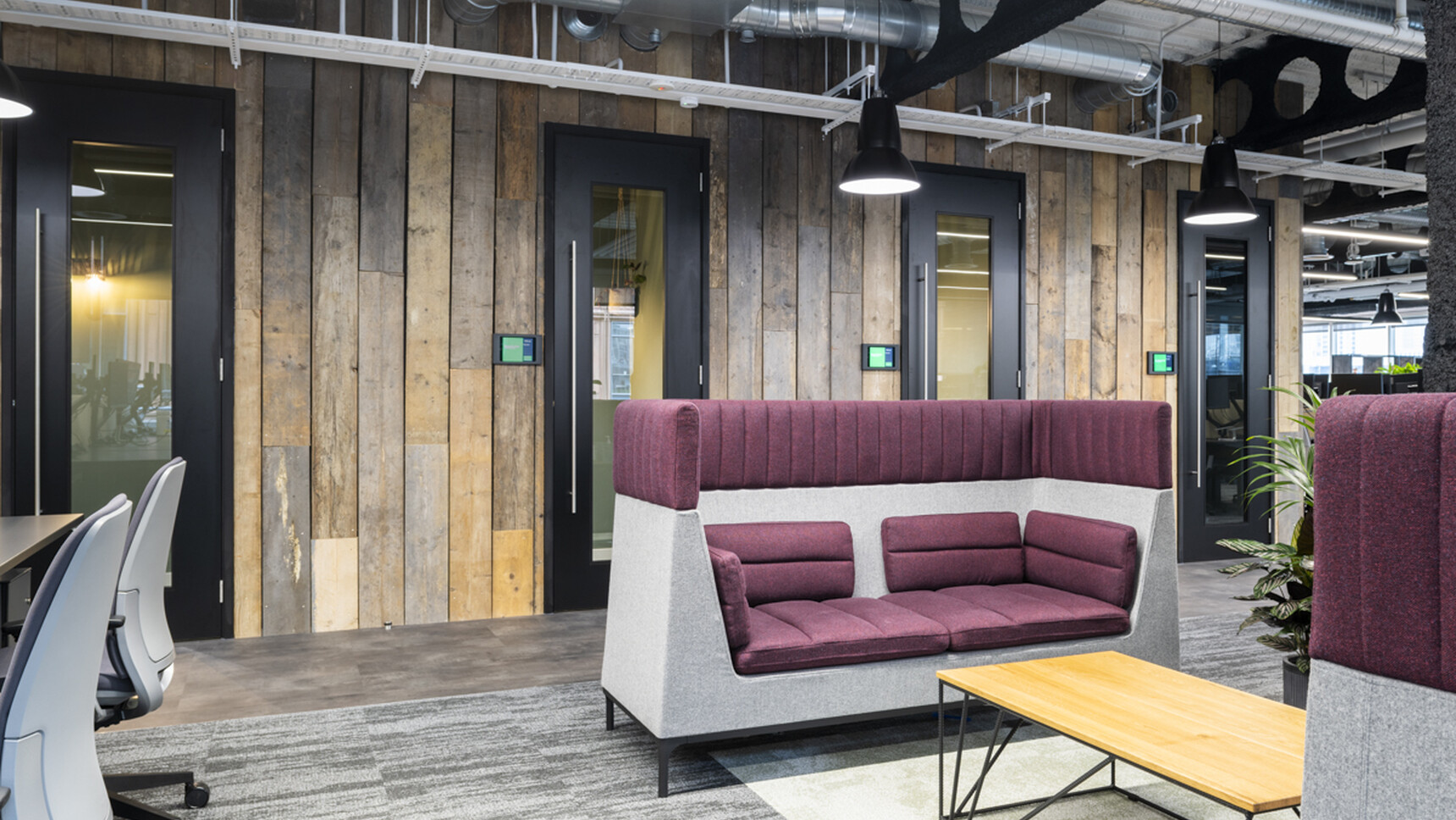 Yelp Hunts Office Marek Sikora Photography SMALL 10