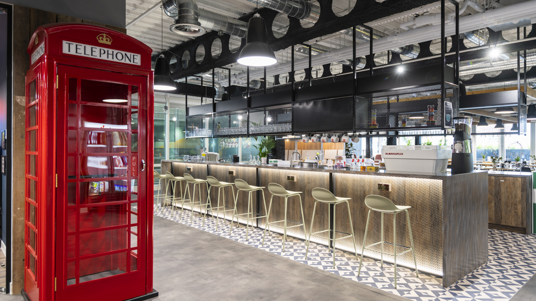 Yelp Hunts Office Marek Sikora Photography SMALL 18