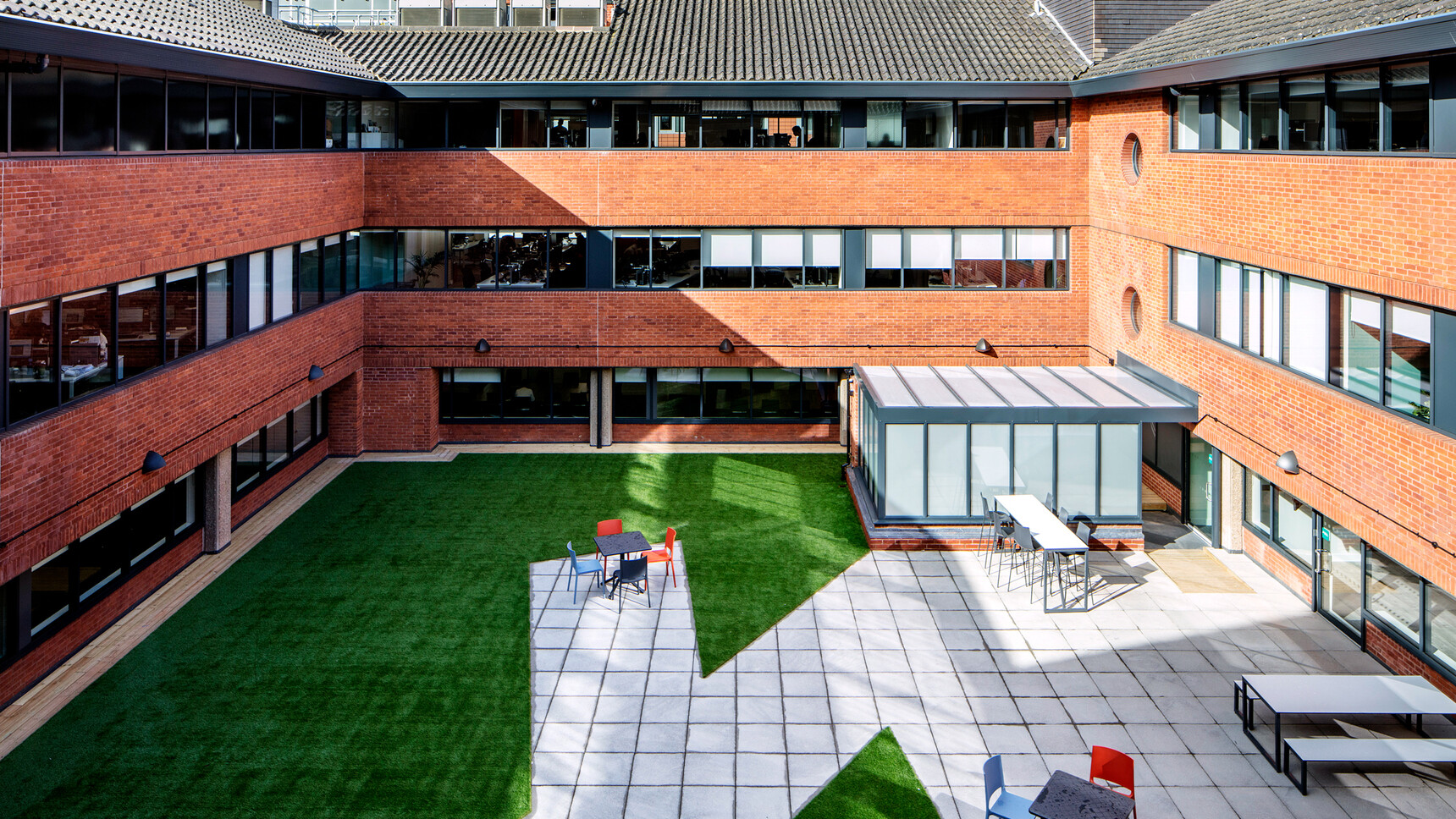 9 Hunts Office Axa Redhill