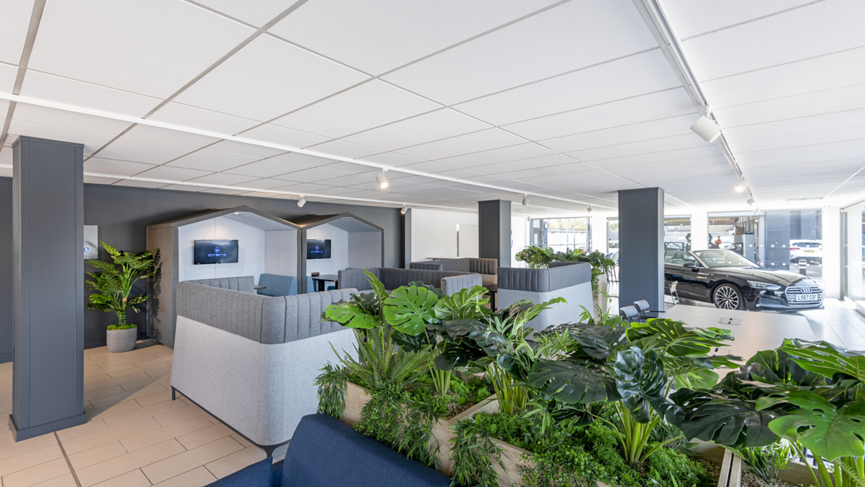 Hunts office Norton Way Group Office Curator SMALL 9