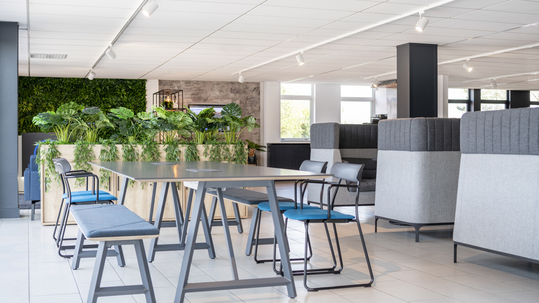 Hunts office Norton Way Group Office Curator SMALL 12