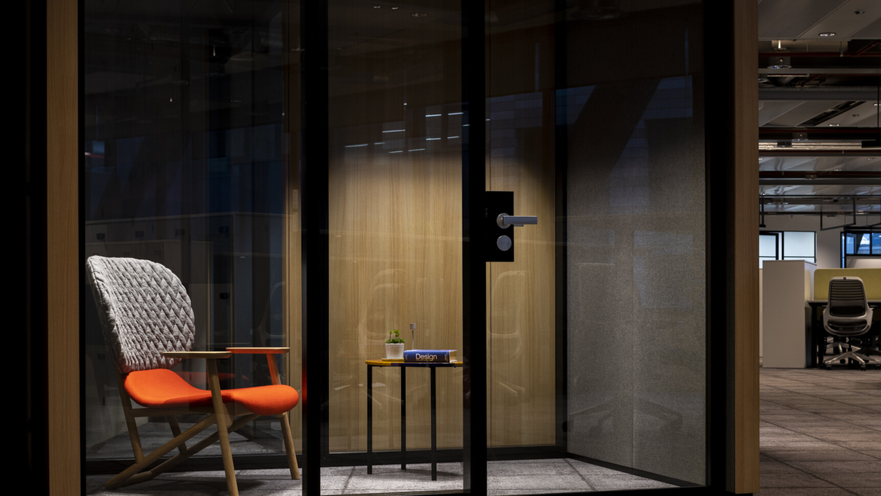 Splunk Hunts Office Marek Sikora Photography Small 7