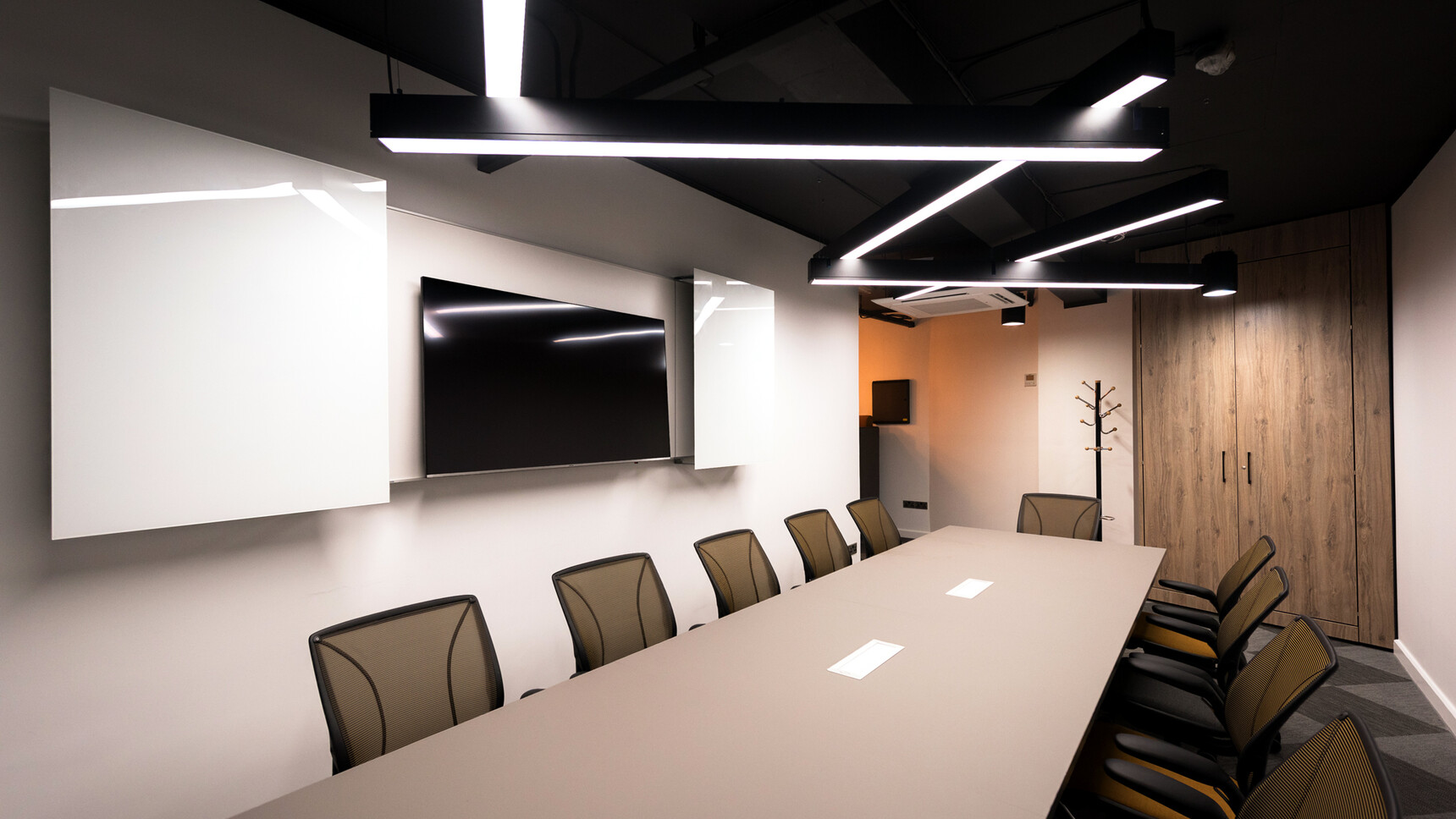 Hunts Office Synergy Four 038