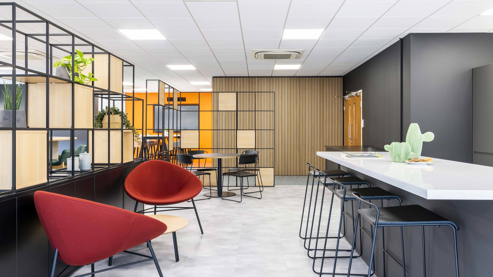 Hunts Office Aztech Office Curator LARGE 5