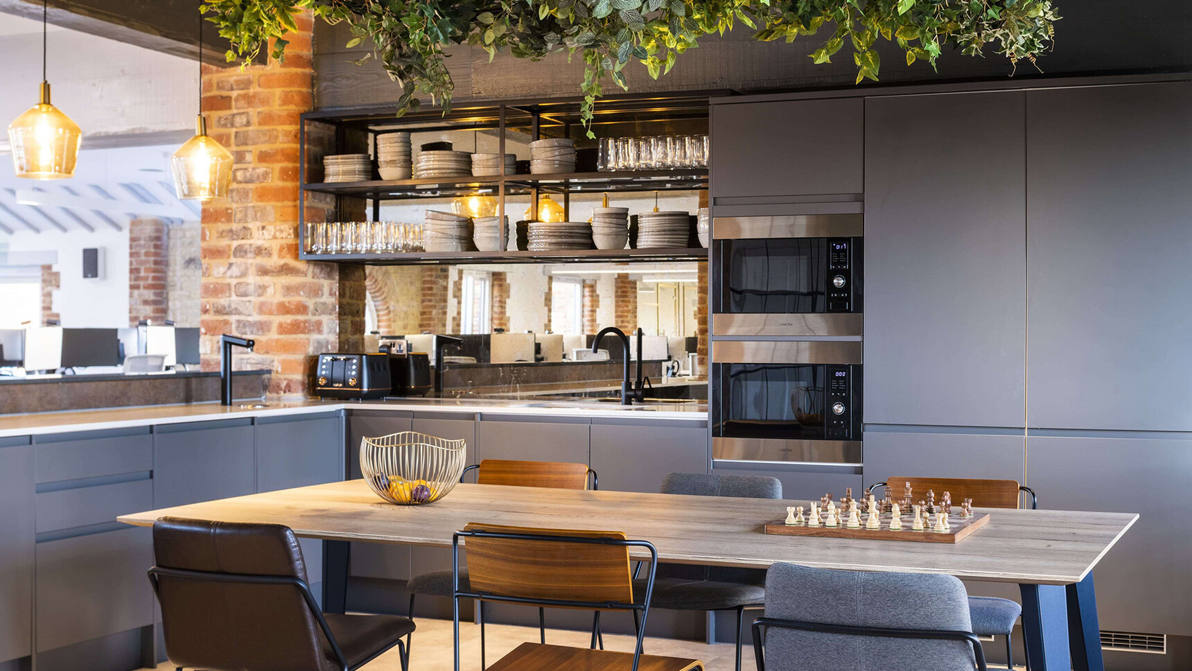 TP Health Hunts Office Marek Sikora Photography LARGE 15 min r