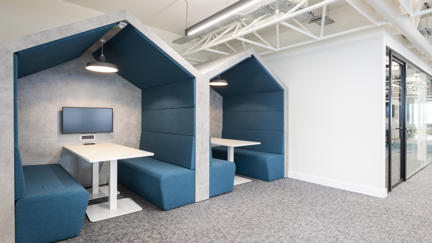 Wates Hunts Office Marek Sikora Photography SMALL 9