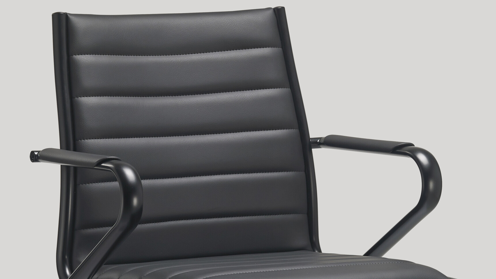 Sitland Classic Low Back Office Chair With Sled Base Detail Image