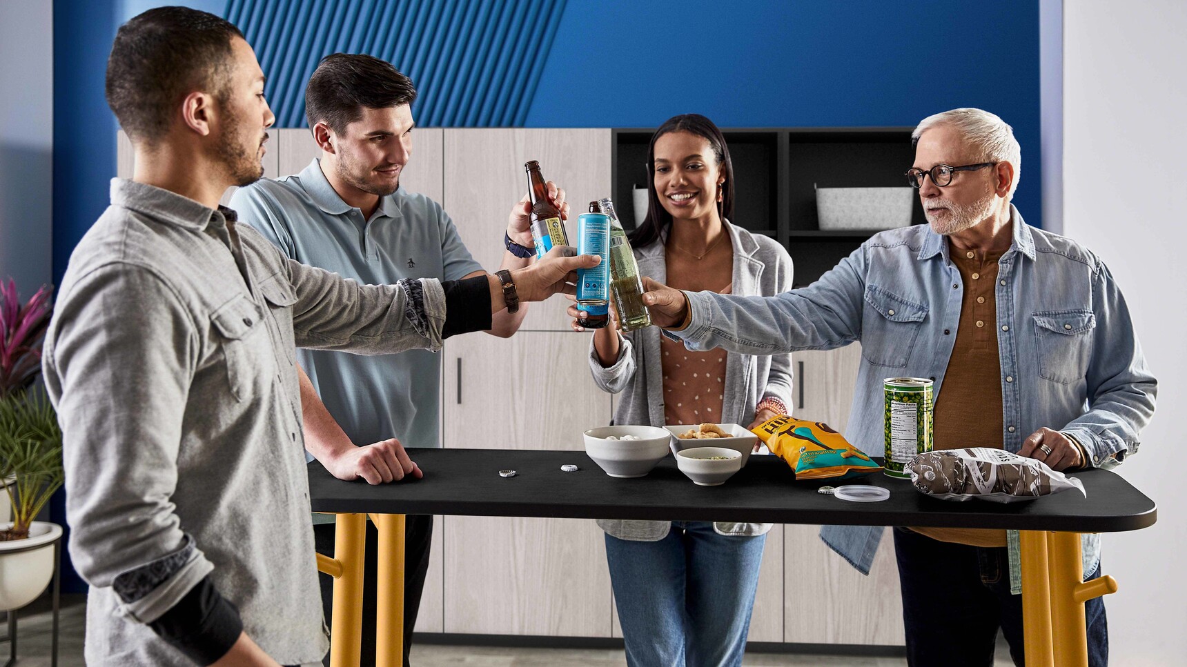 Steelcase Flex Tables With Black Top And Yellow Legs Detail Image Of Four People At Table