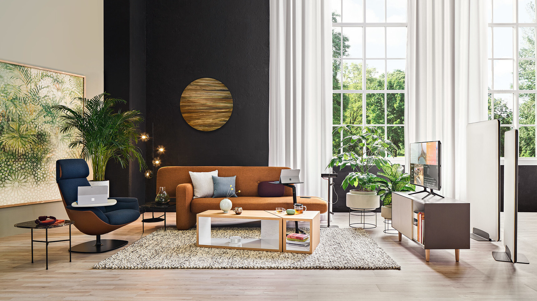 Steelcase Flex Whiteboard Solutions In Breakout Area