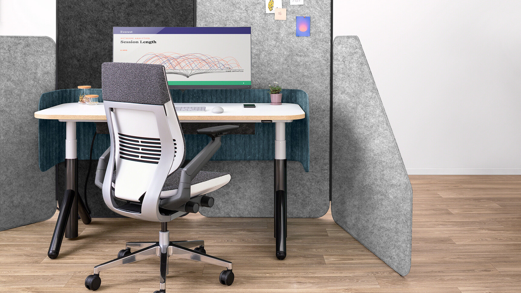 Steelcase Flex Freestanding Screens In Grey Finish With Flex Desk With White Finish And Black Legs With Gesture At Desks Family Image
