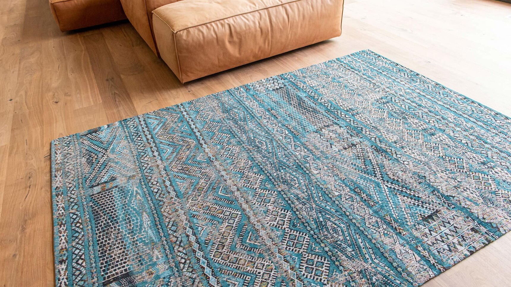 KILIM ZEMMURIBLUE ROOMSHOT WEB 06