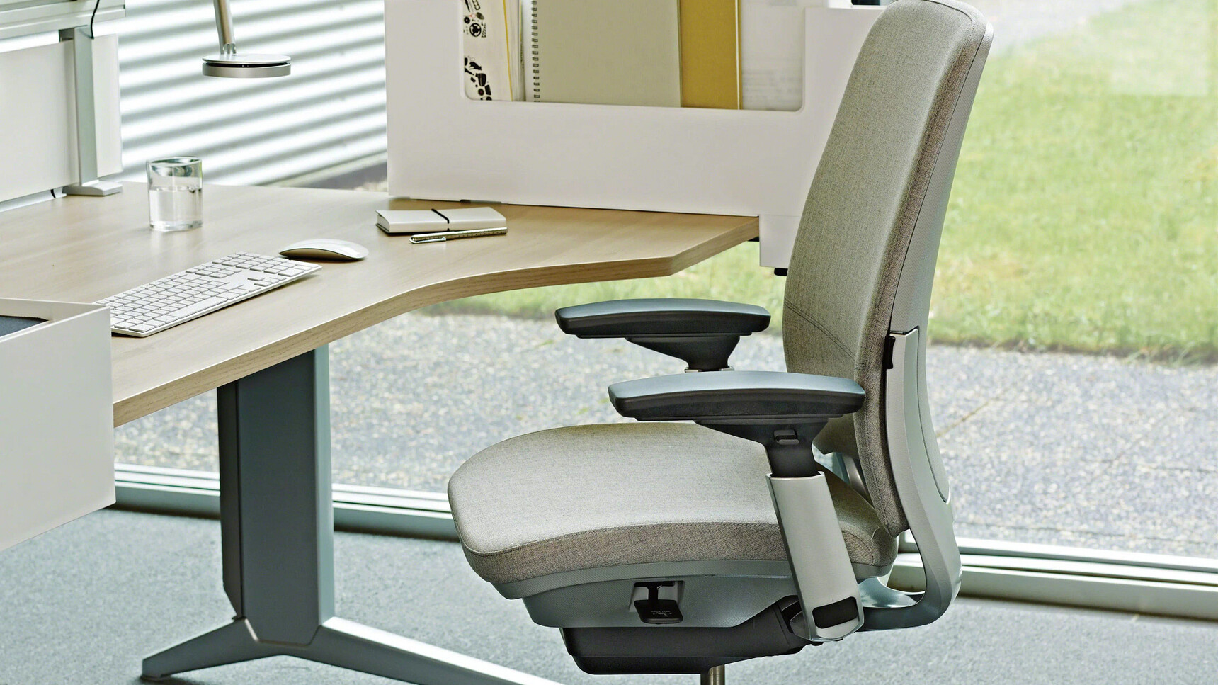 Steelcase Amia Platinum Office Task Chair At Desk Detail Image