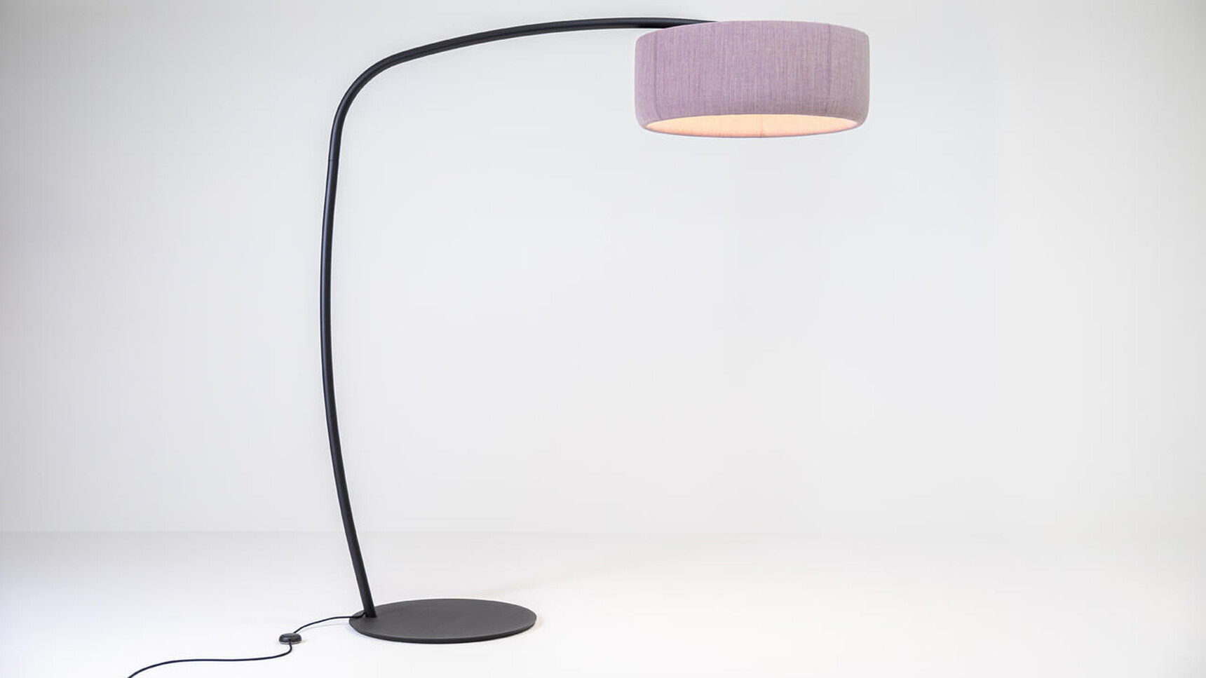 BuzziSpace BuzziJet Standing Floor Lamp In White Room Family Image