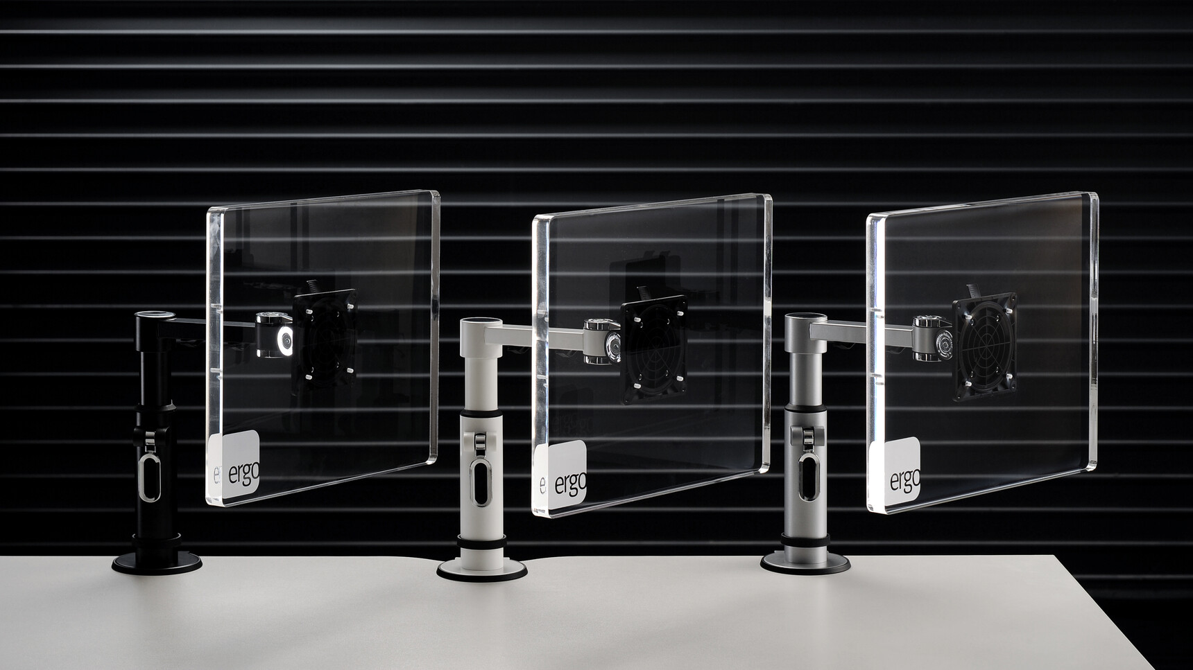 XSTREAMCOMB01 B XSTREAMCOMB01 S XSTREAMCOMB01 W Family2