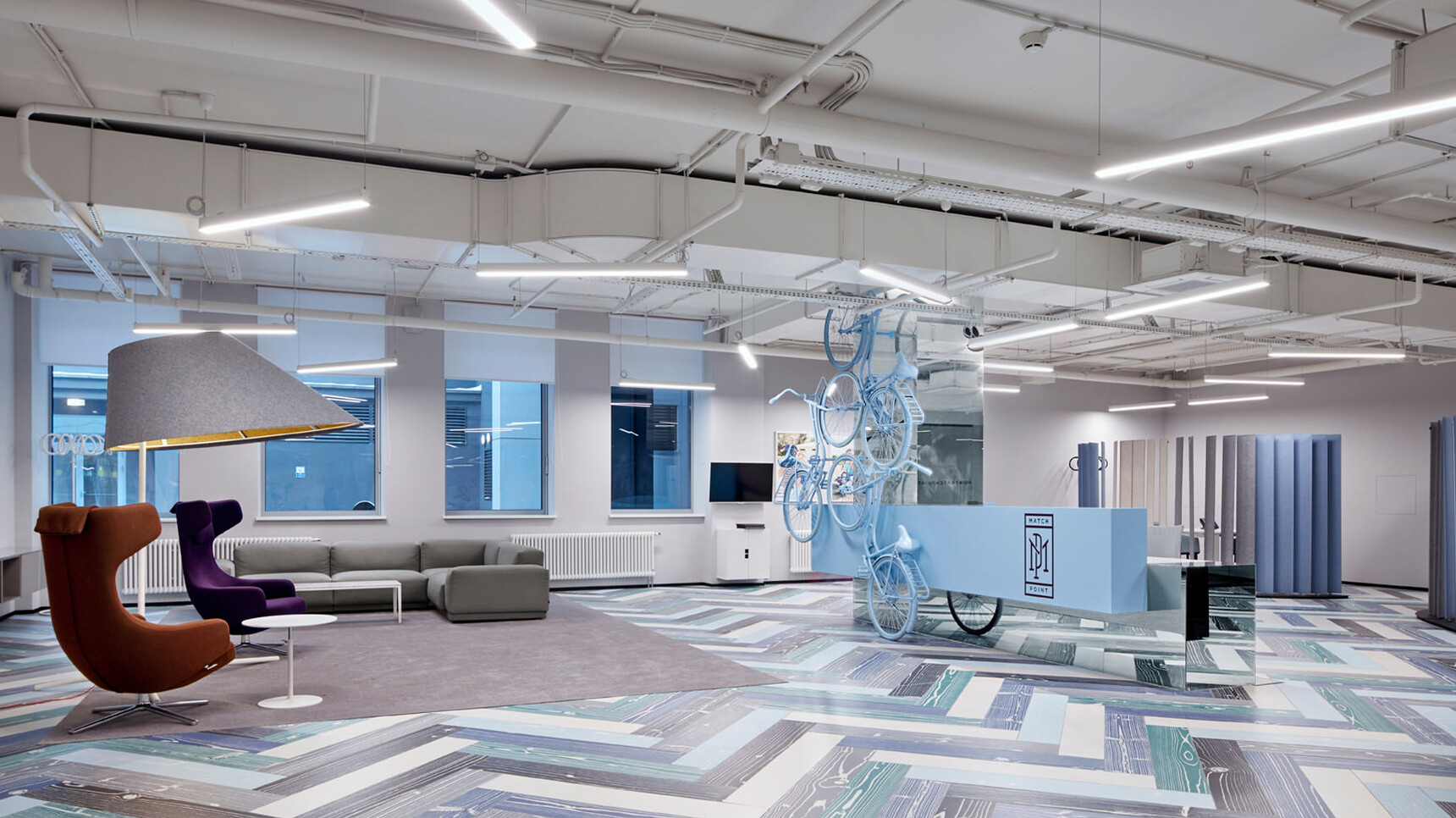 Buzzi Space BuzziShade Floor Standing Lamp With Grey BuzziFelt Fabric Upholstery Family Image In Office Setting