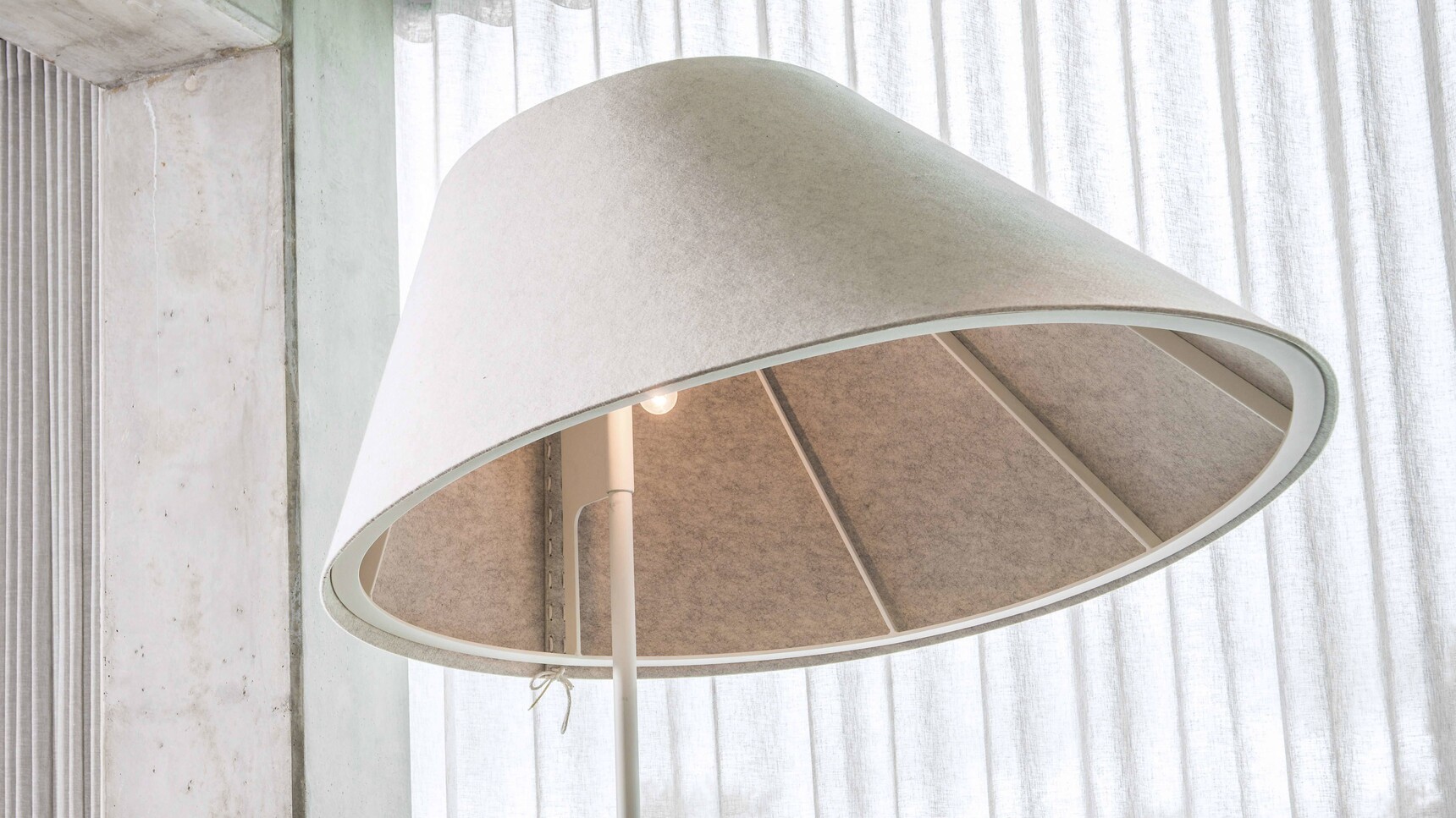 Buzzi Space BuzziShade With White BuzziFelt Upholstery And White Frame Detail Image Of The Shade