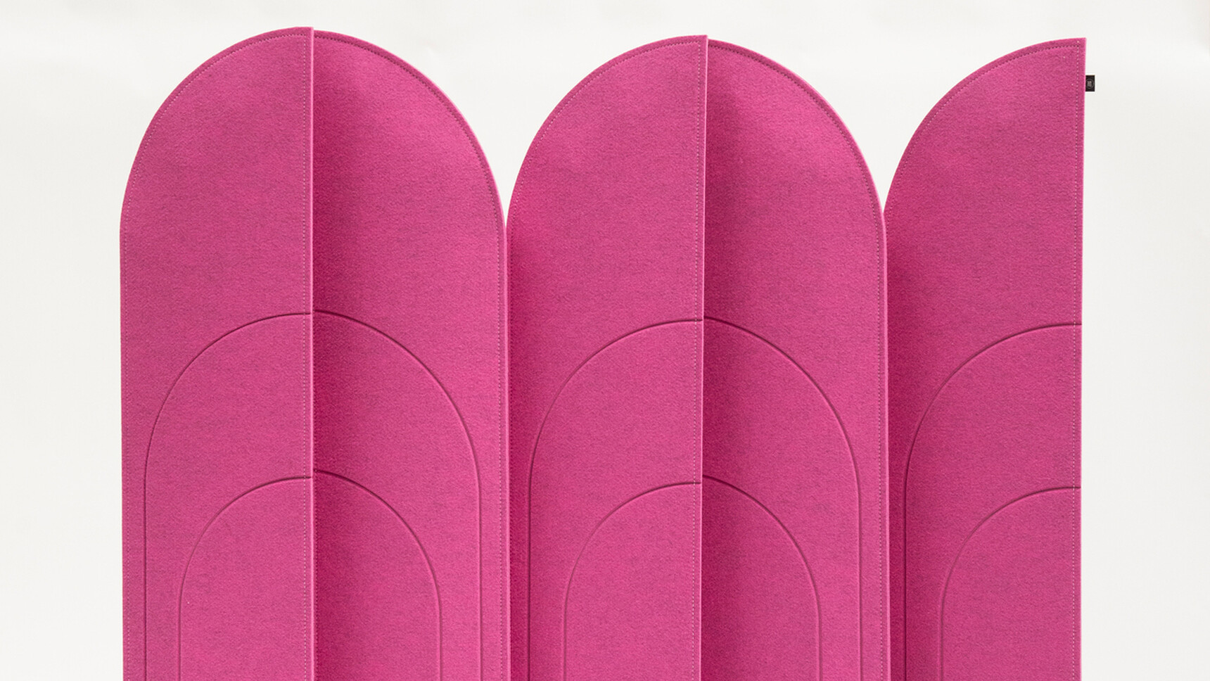 Buzzi Space BuzziBlinds Beach Acoustic Partition With Purple Upholstery Detail Image On White Background With The Partitions Facing Each Other