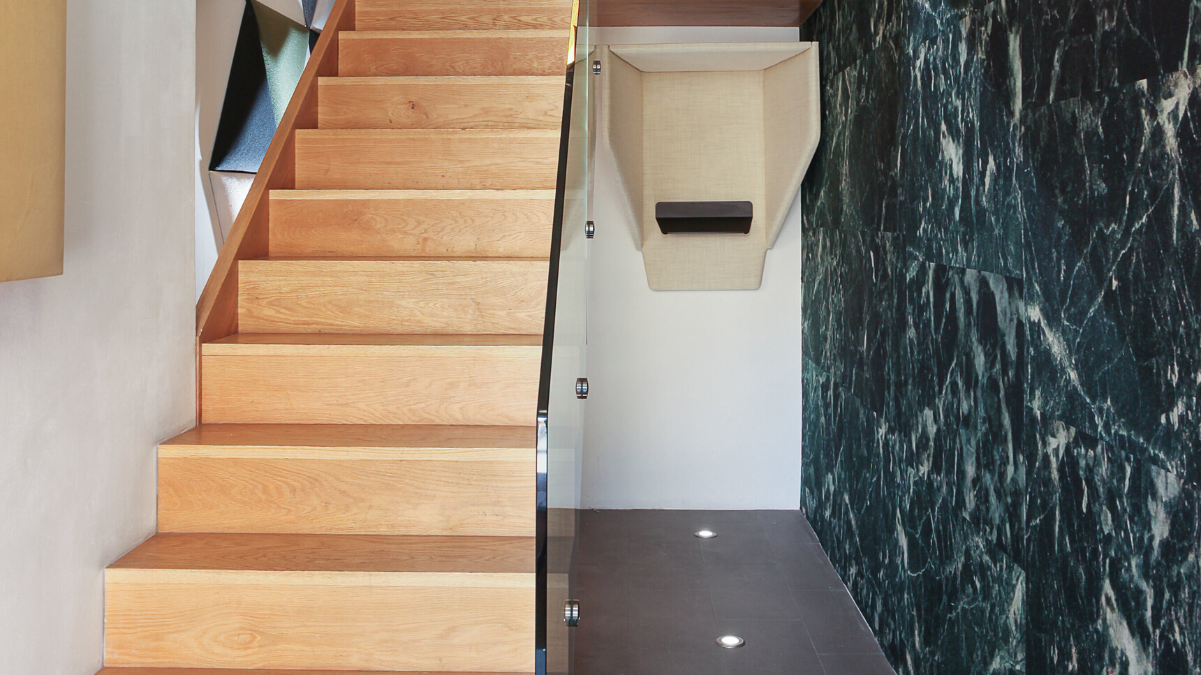 Buzzi Space BuzziHood Acoustic Element In White Upholstery In Office Environment