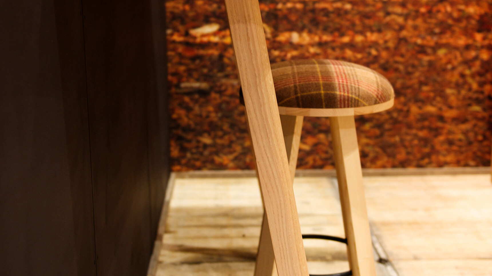 Buzzi Space BuzziMilk Bar Stool With Wood Finish And Tartan Finish Detail Image