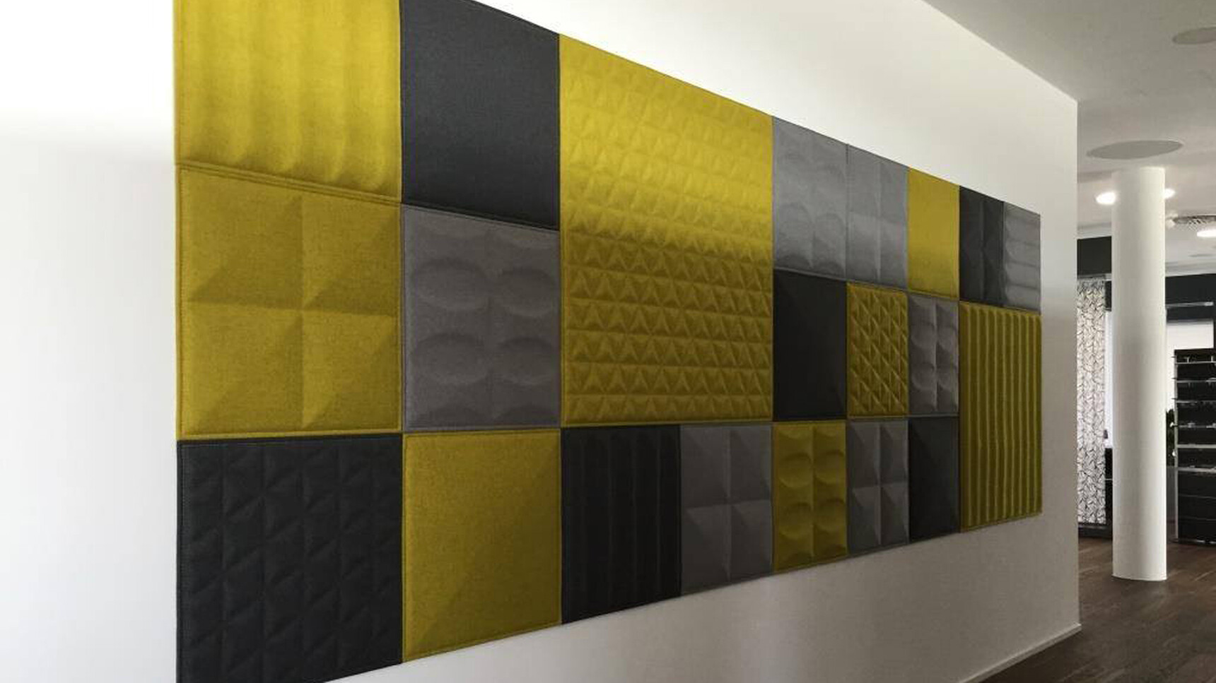 Buzzi Space BuzziTile In Various Colours Detail Image