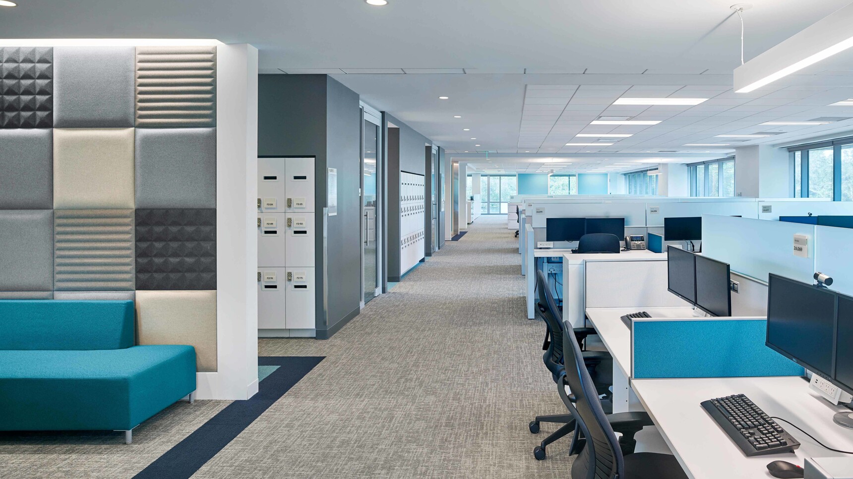 Buzzi Space BuzziTiles In Office Environment