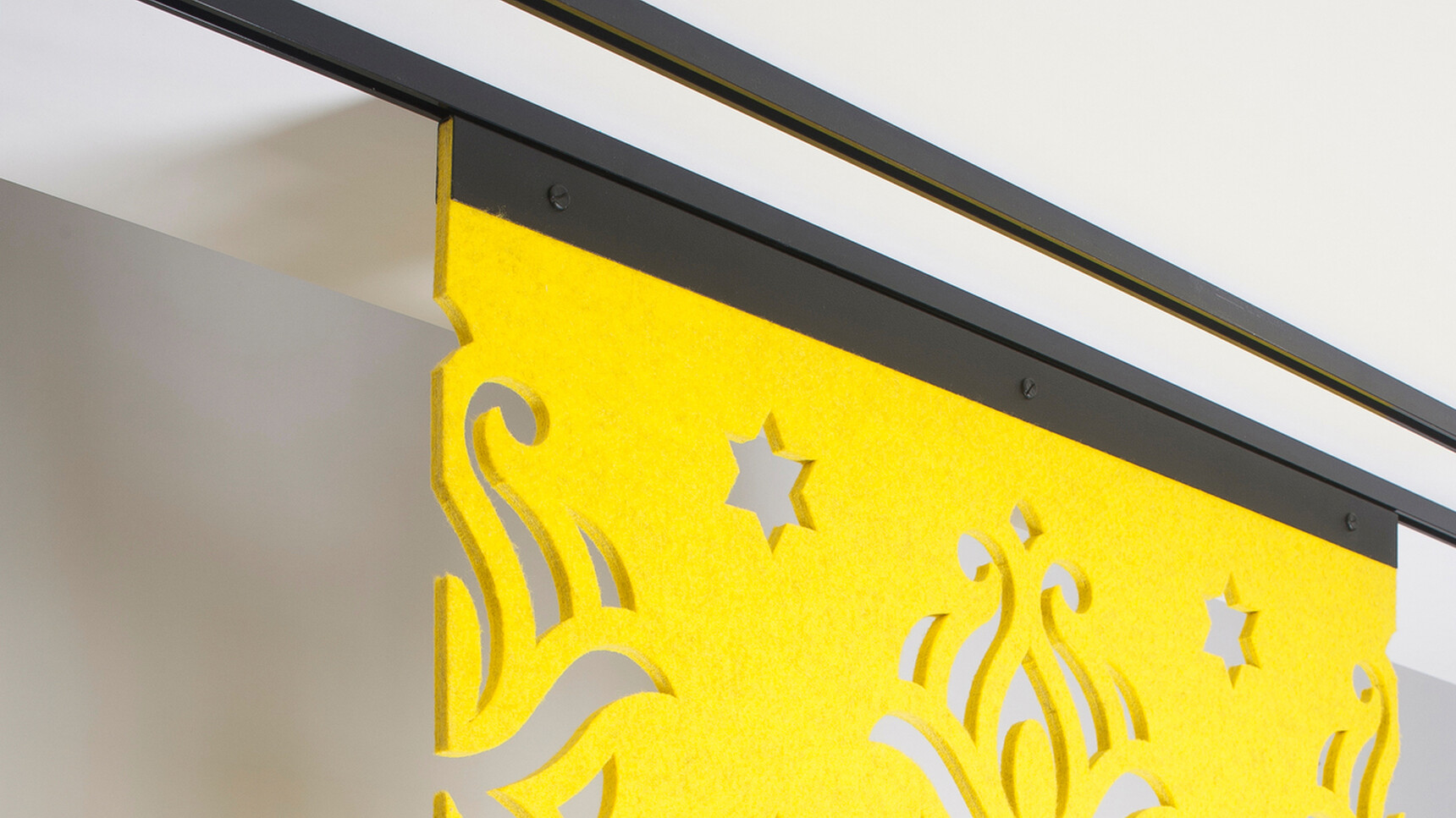 Buzzi Space BuzziFalls Office Divider Yellow Upholstery Detail Image