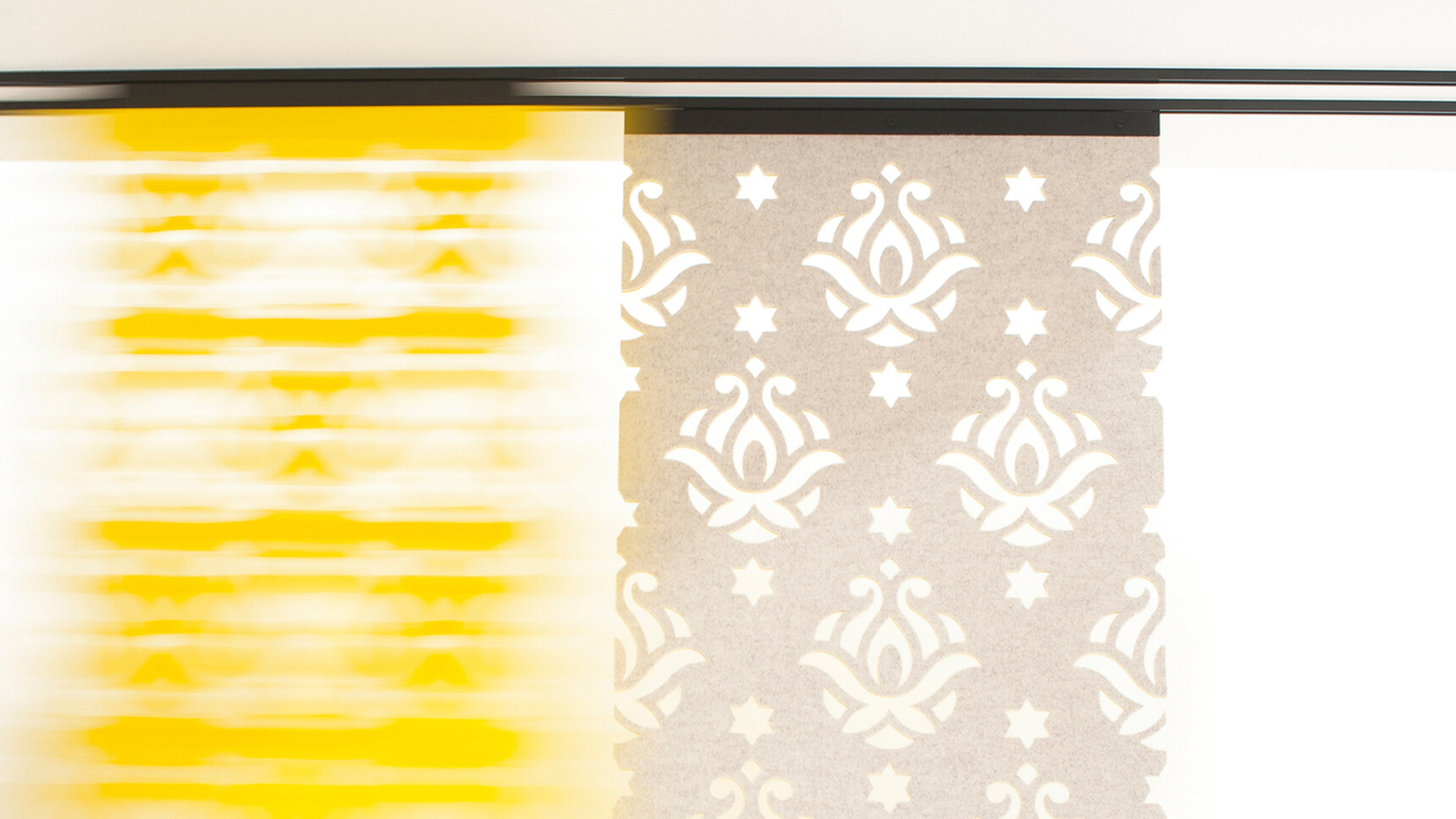 Buzzi Space BuzziFalls Office Dividers In Grey And Yellow Finish Detail Image