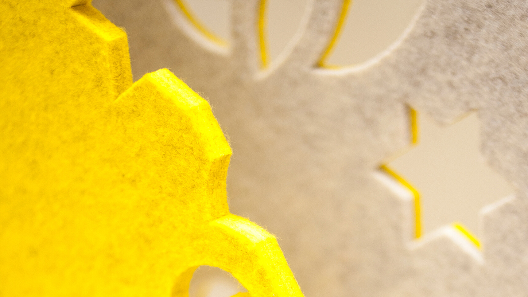 Buzzi Space BuzziFalls Office Divider In Grey And Yellow Finish Detail Image