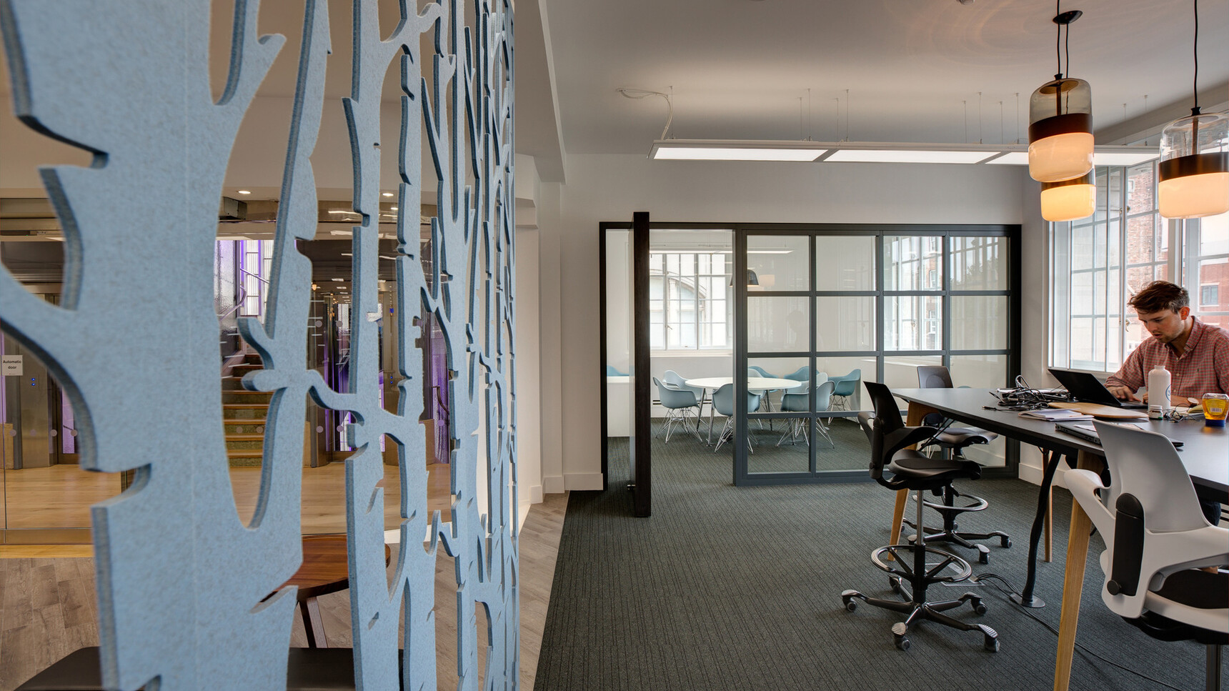 Buzzi Space BuzziFalls Office Divider Birch Design In Blue Finish Detail Image