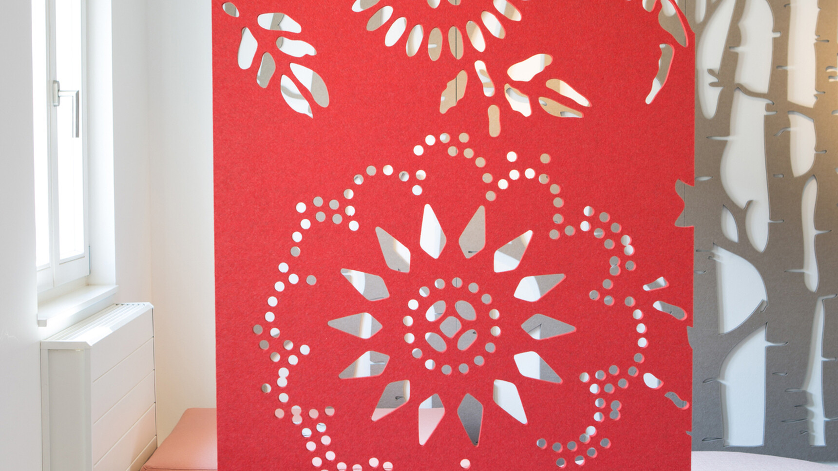 Buzzi Space BuzziFalls Office Divider In Red Upholstery Detail Image