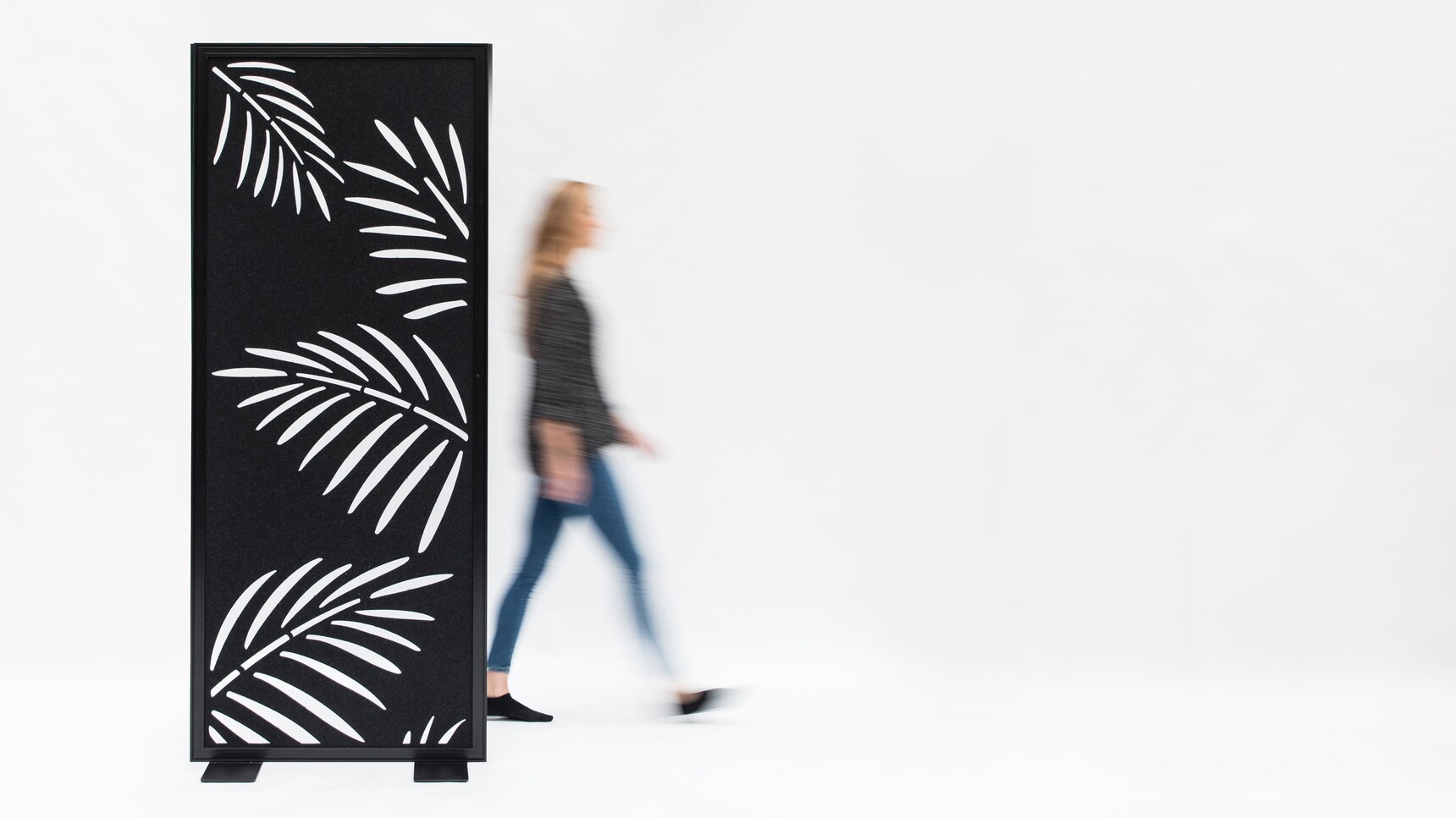 Buzzi Space BuzziFalls Standing Office Divider With Black Upholstery Detail Image