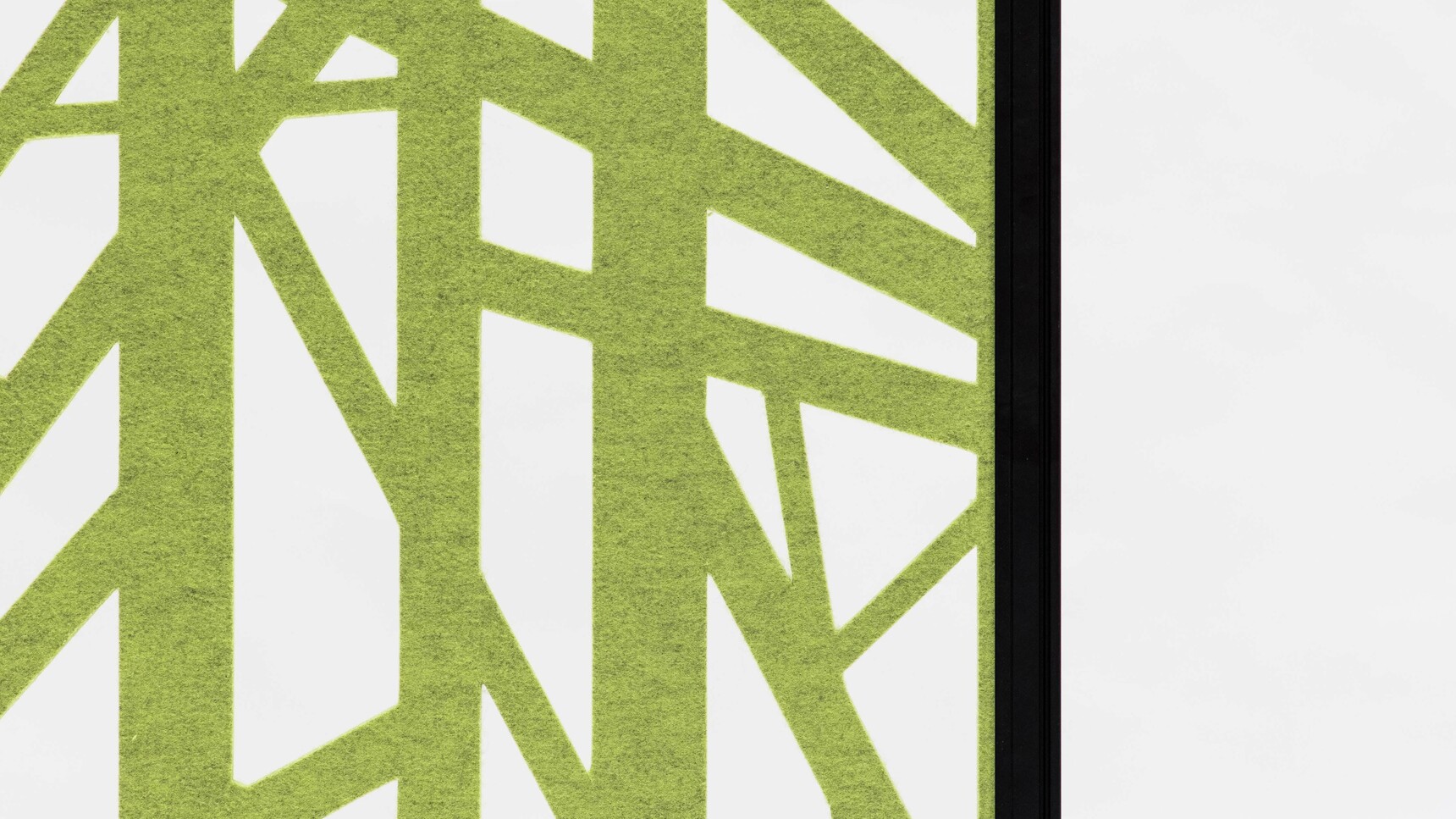 Buzzi Space BuzziFalls Standing Office Divider Detail Image With Green Upholstery