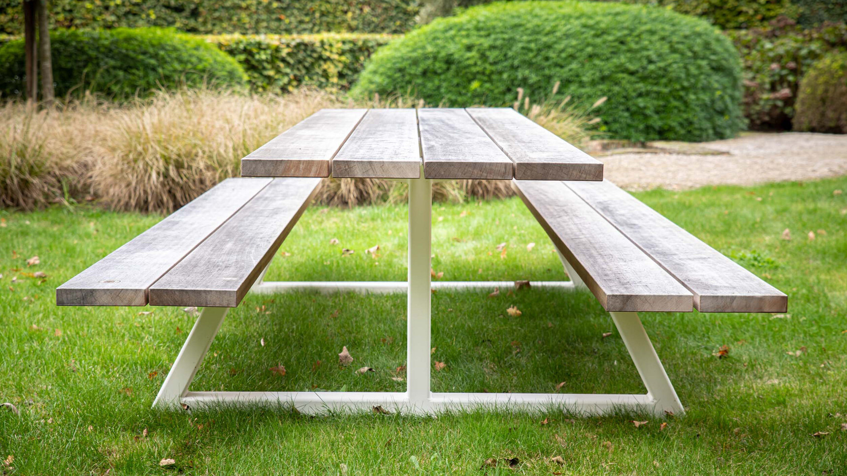 Buzzi Space BuzziBreeze Fixed Bench With Wood Finish Family Image