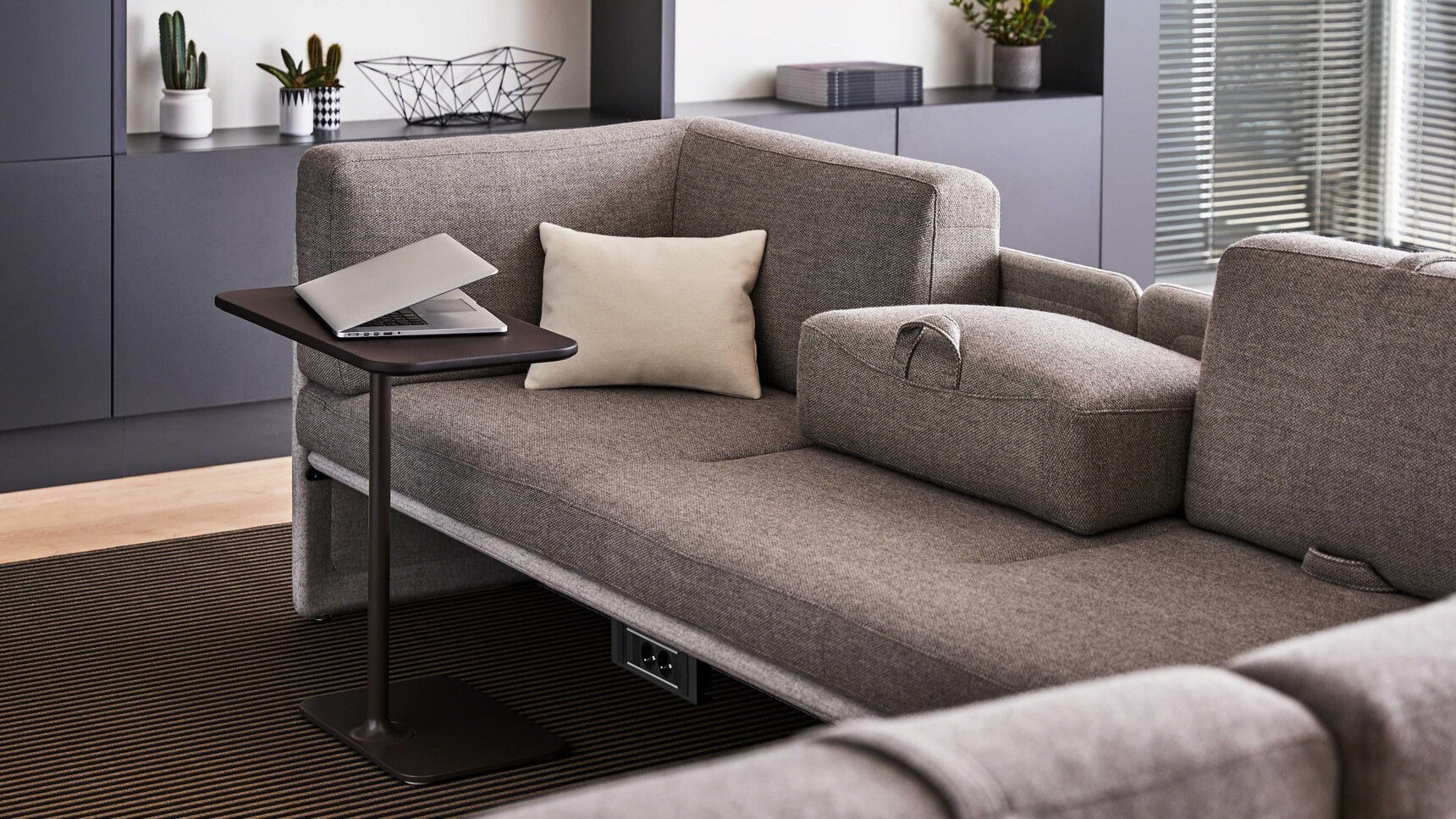 Coalesse Lagunitas Personal Table Black Finish At Lagunitas Lounge System Detail Image