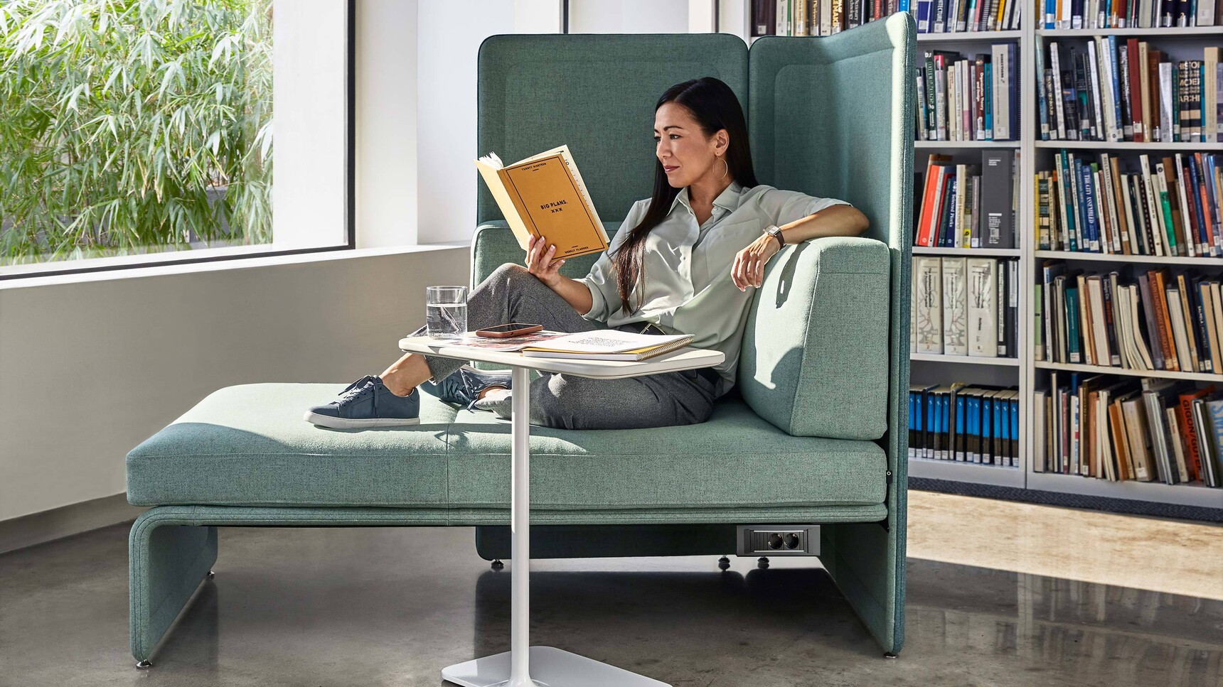 Coalesse Lagunitas Personal Table At Lagunitas Lounge System Family Image