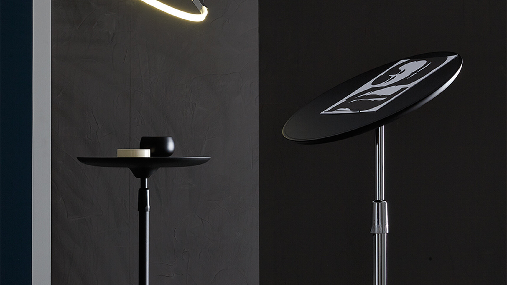 Sitland UseMe Flip Top Table Detail Image