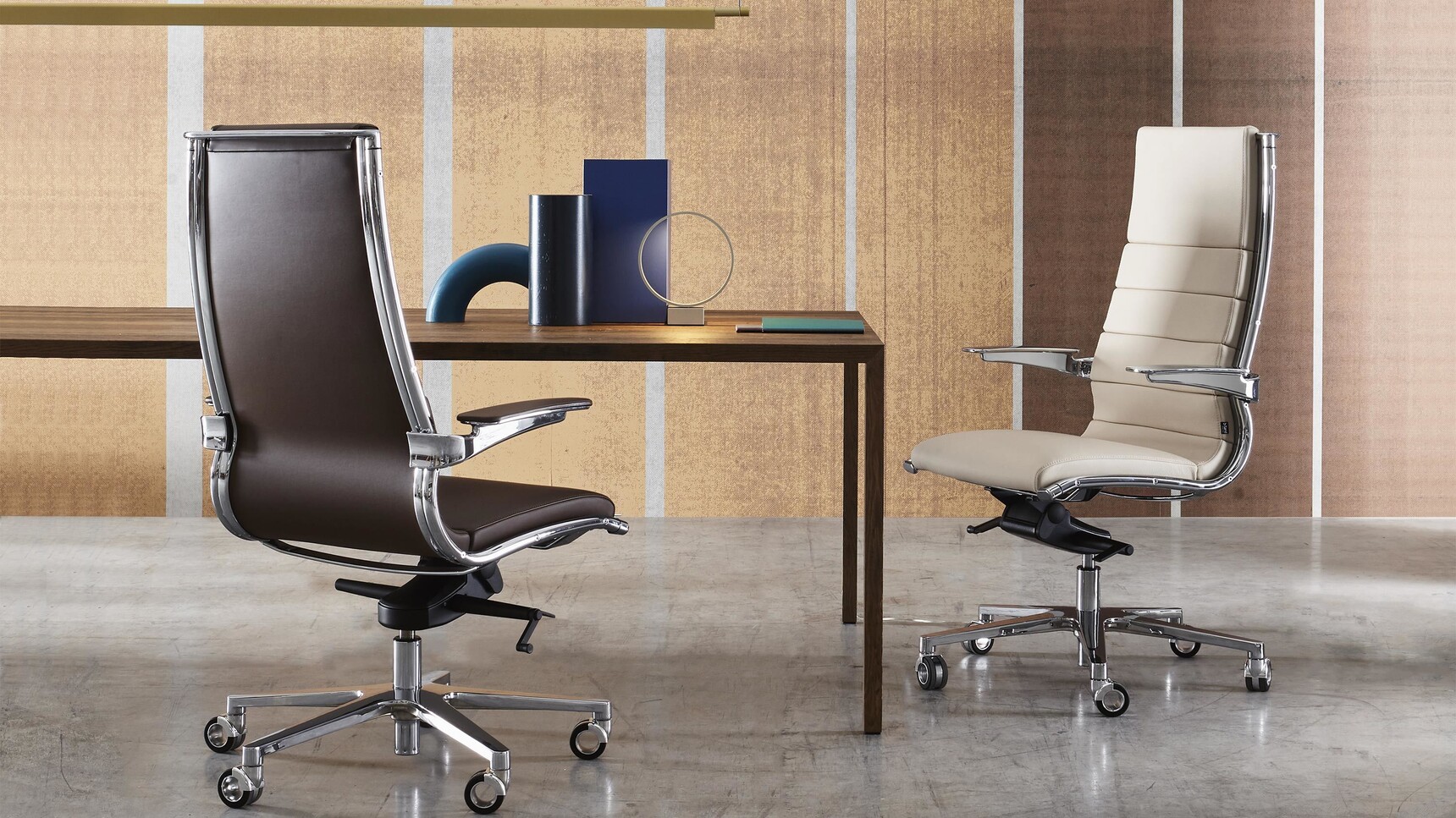 Sitland Sit It Executive Office Chairs At Table Family Image